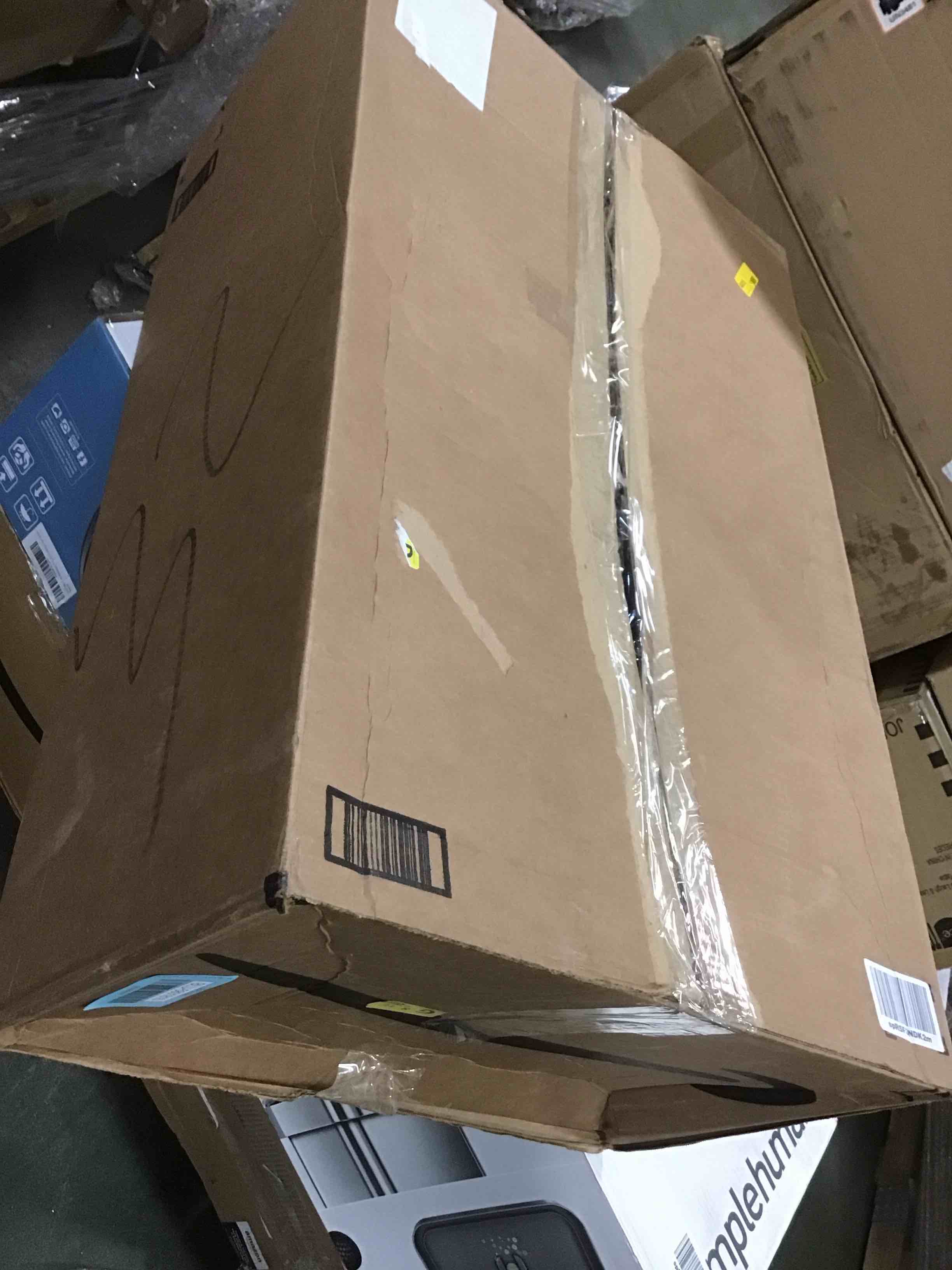 https://s3.amazonaws.com/lotting-images-prod/bidfta/BLU5801816_1705670542337.jpeg