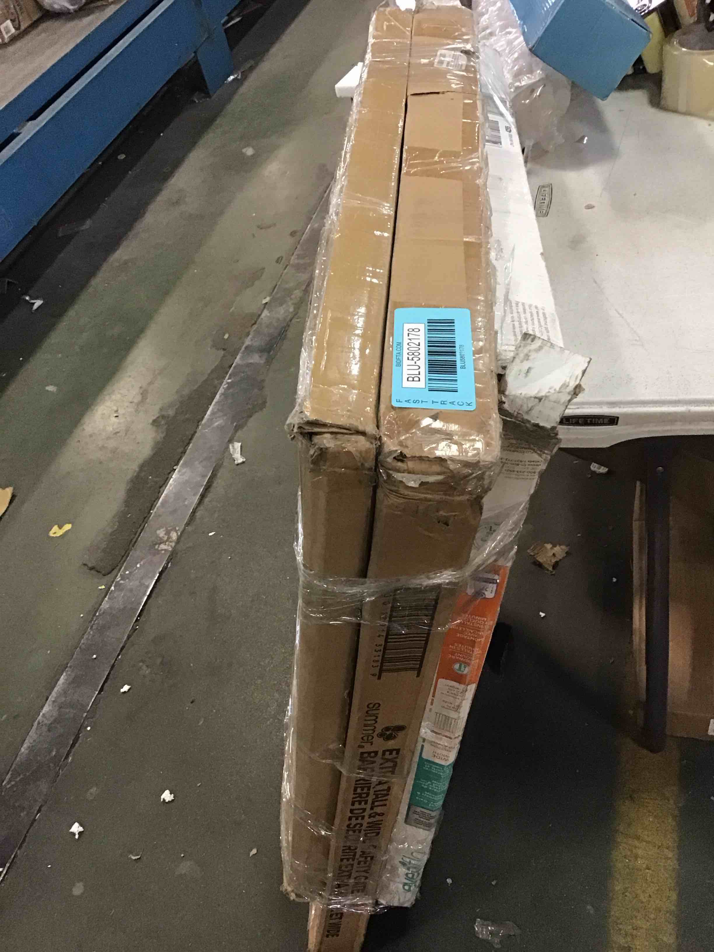 https://s3.amazonaws.com/lotting-images-prod/bidfta/BLU5802170_1705955251678.jpeg