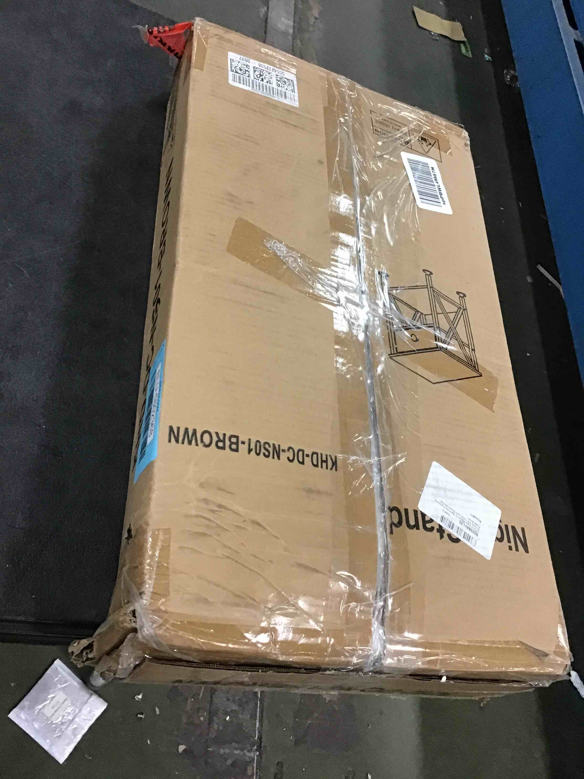 https://s3.amazonaws.com/lotting-images-prod/bidfta/BLU5802368_1706035582833.jpeg