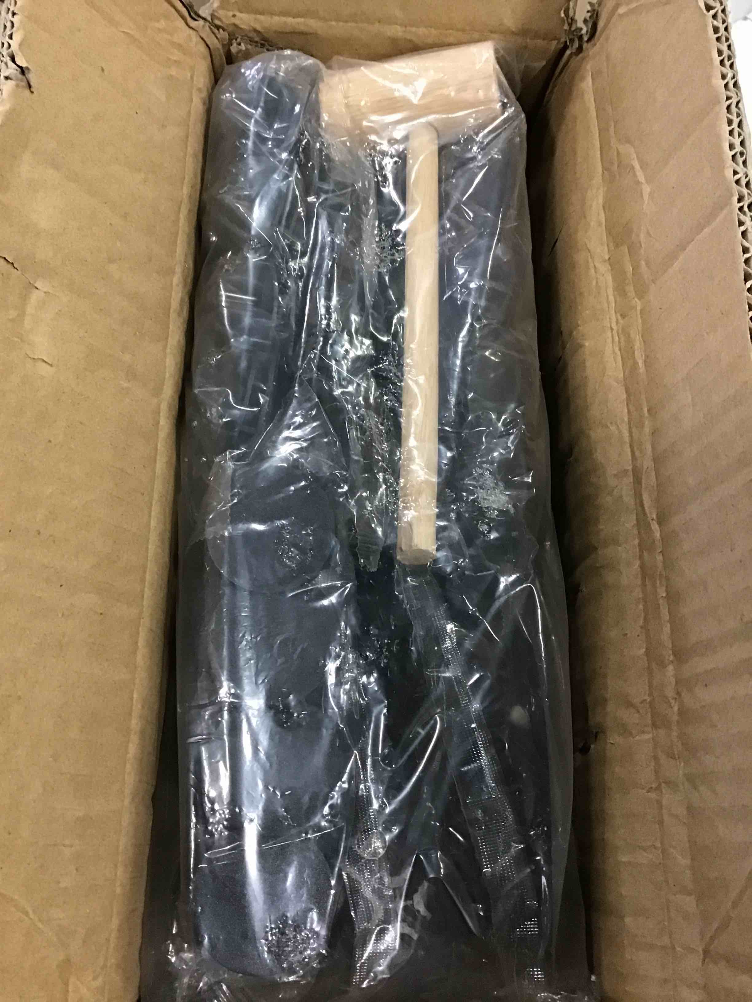 https://s3.amazonaws.com/lotting-images-prod/bidfta/BLU5805068_1712669637488.jpeg