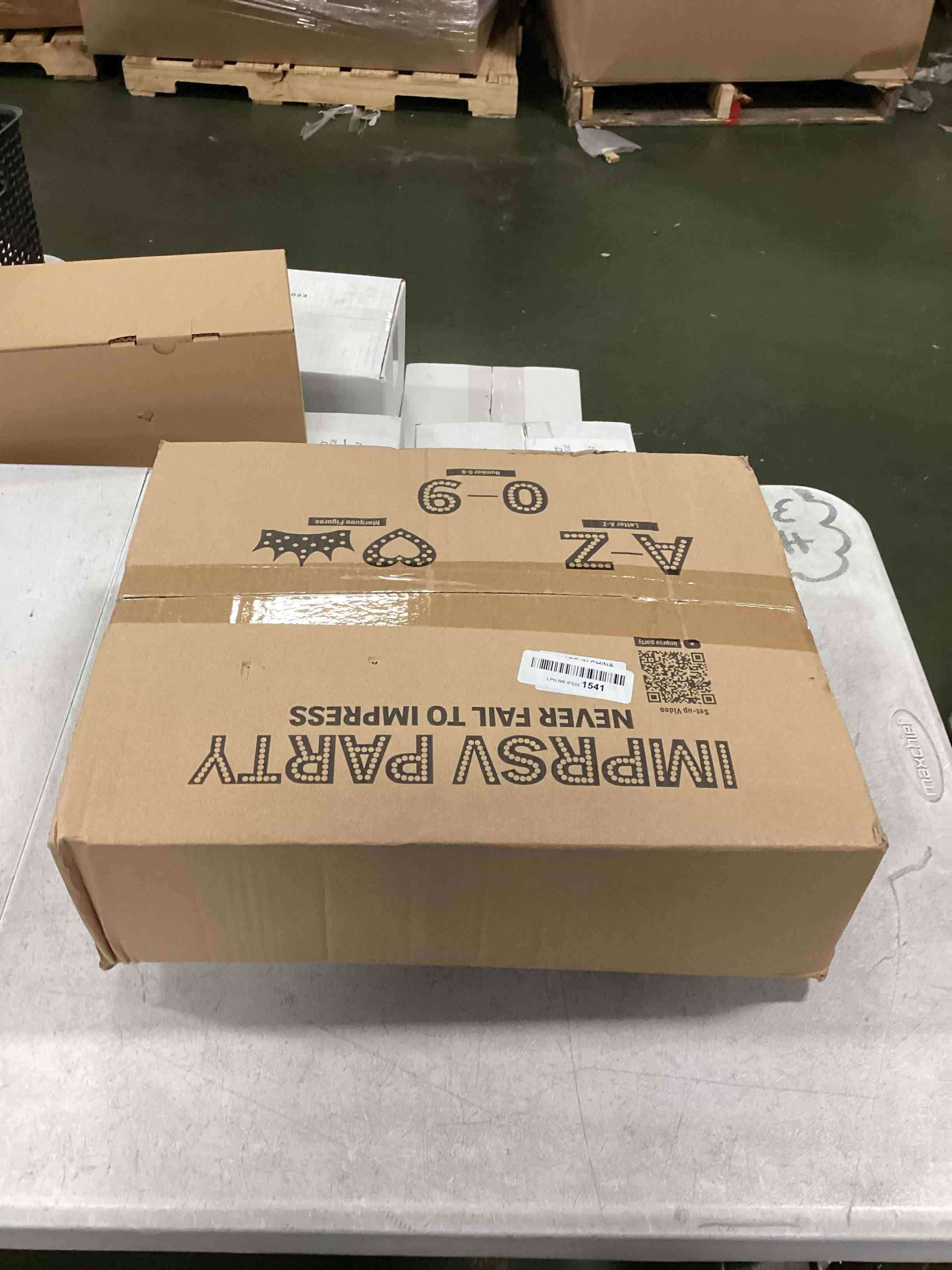 https://s3.amazonaws.com/lotting-images-prod/bidfta/BLU5805422_1712776197222.jpeg