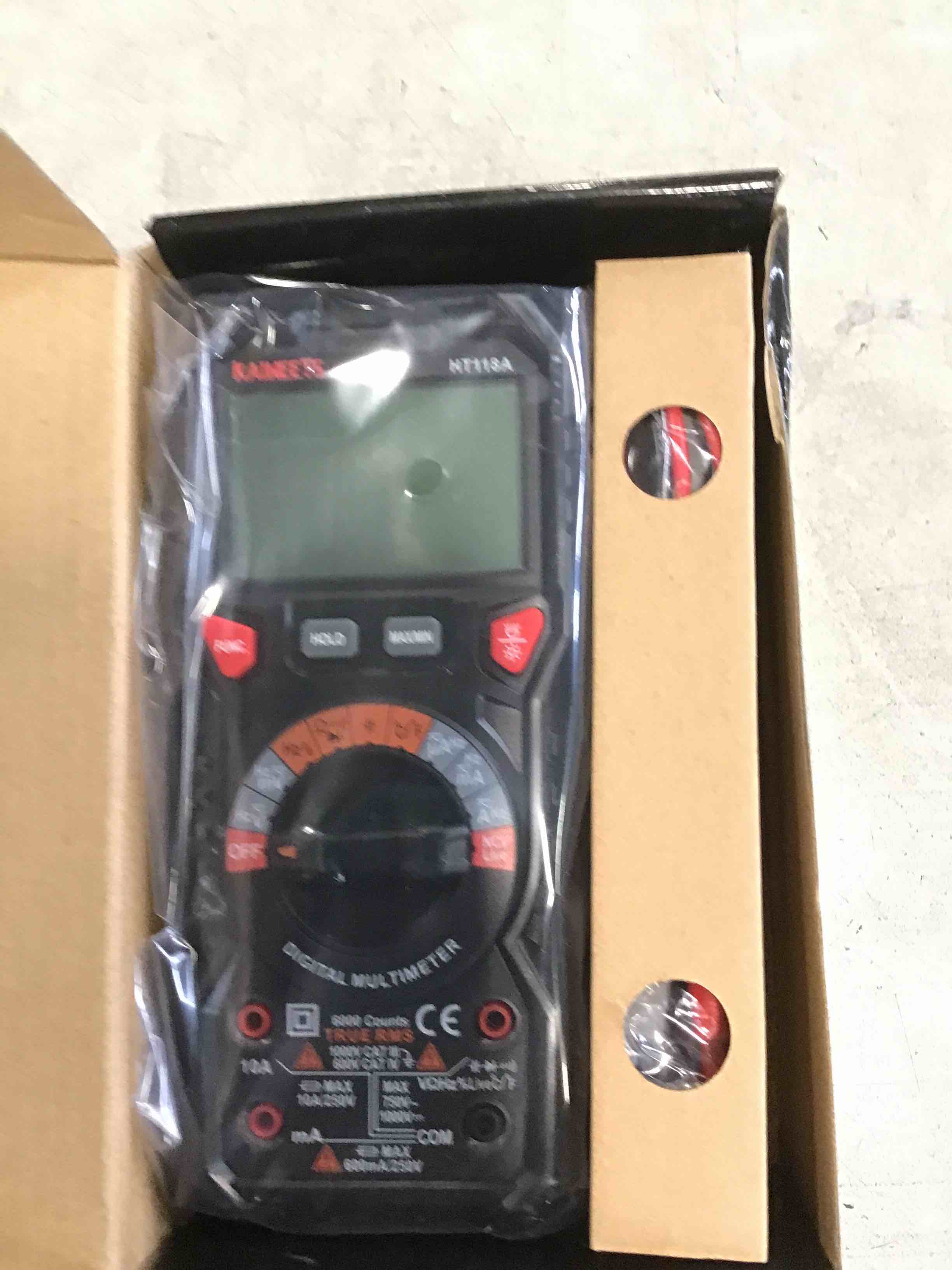 https://s3.amazonaws.com/lotting-images-prod/bidfta/BLU5805737_1711565252045.jpeg