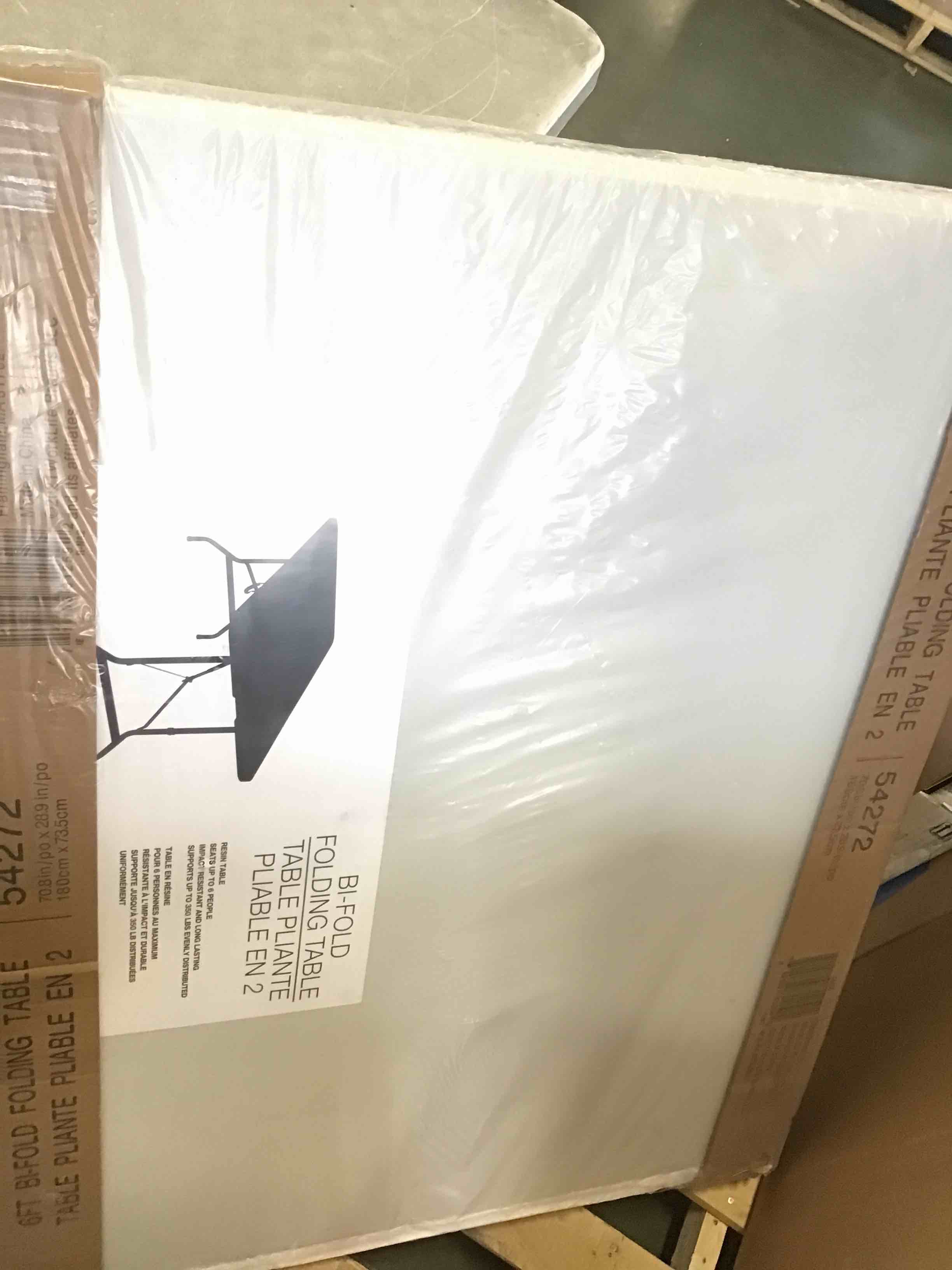 https://s3.amazonaws.com/lotting-images-prod/bidfta/BLU5806327_1711726856910.jpeg