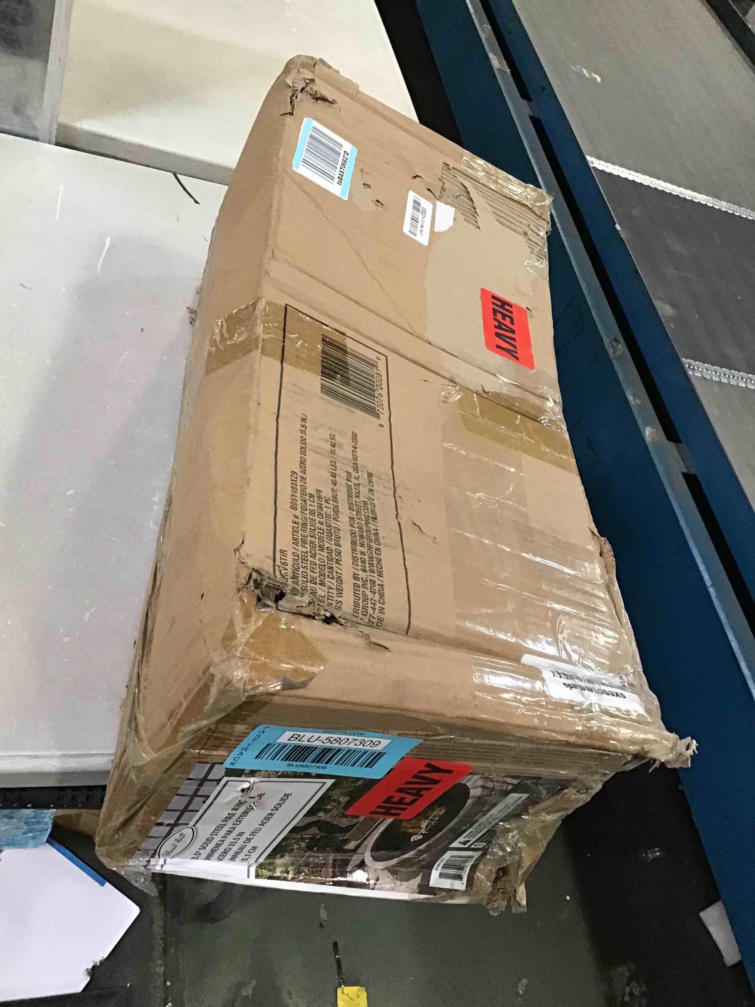 https://s3.amazonaws.com/lotting-images-prod/bidfta/BLU5807309_1711722767591.jpeg