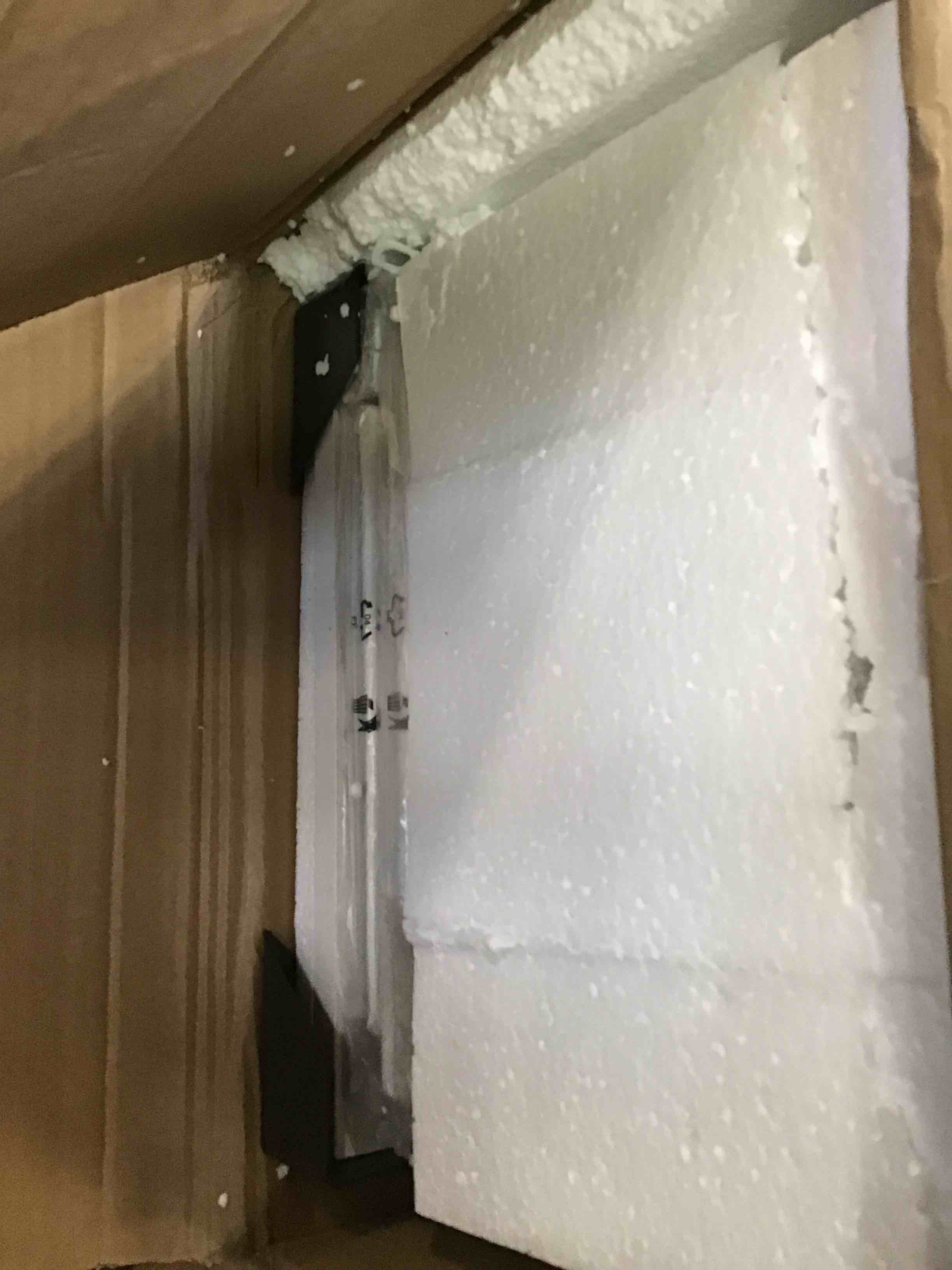 https://s3.amazonaws.com/lotting-images-prod/bidfta/BLU5807425_1711742383998.jpeg