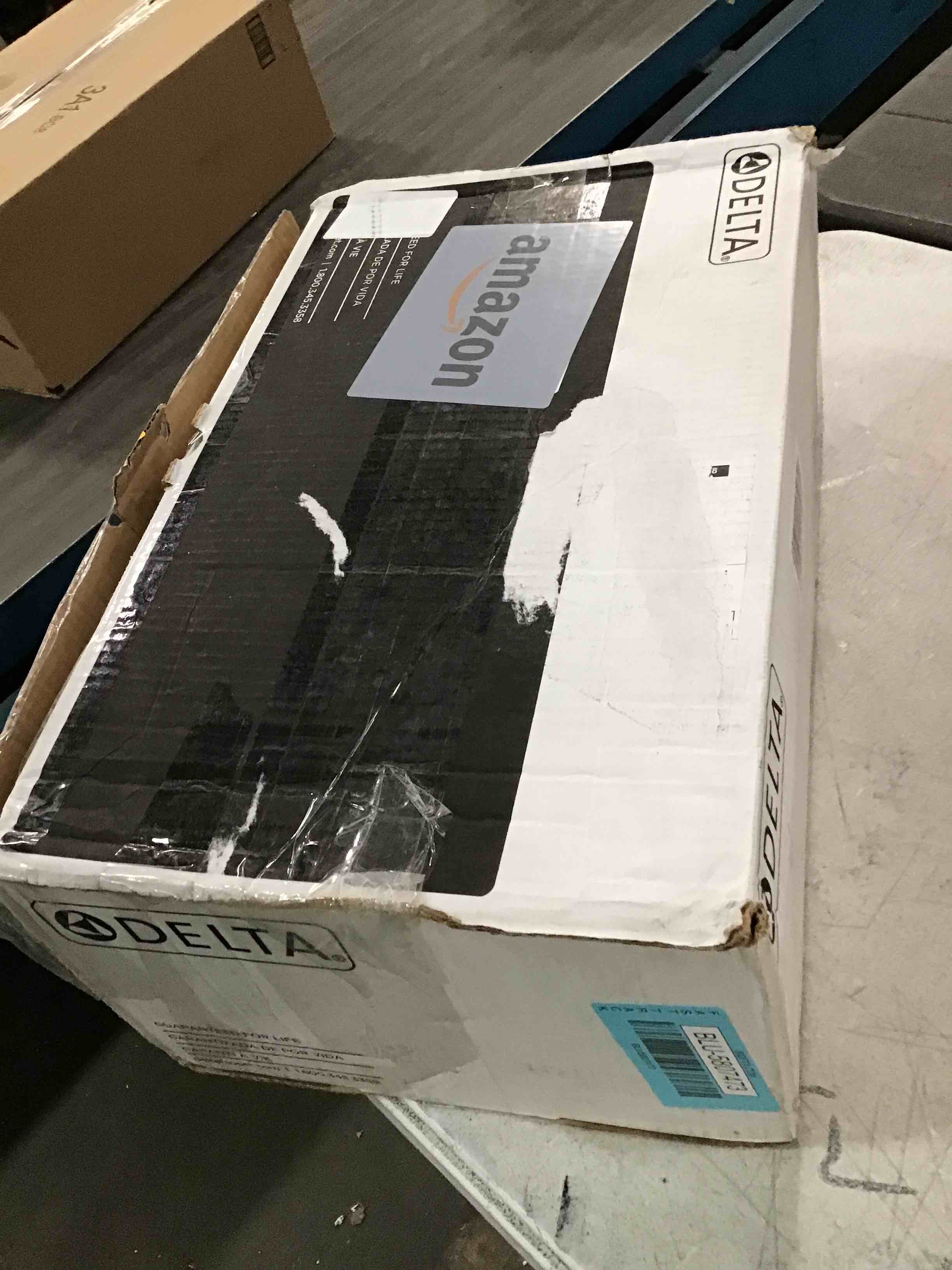 https://s3.amazonaws.com/lotting-images-prod/bidfta/BLU5807473_1711972603513.jpeg