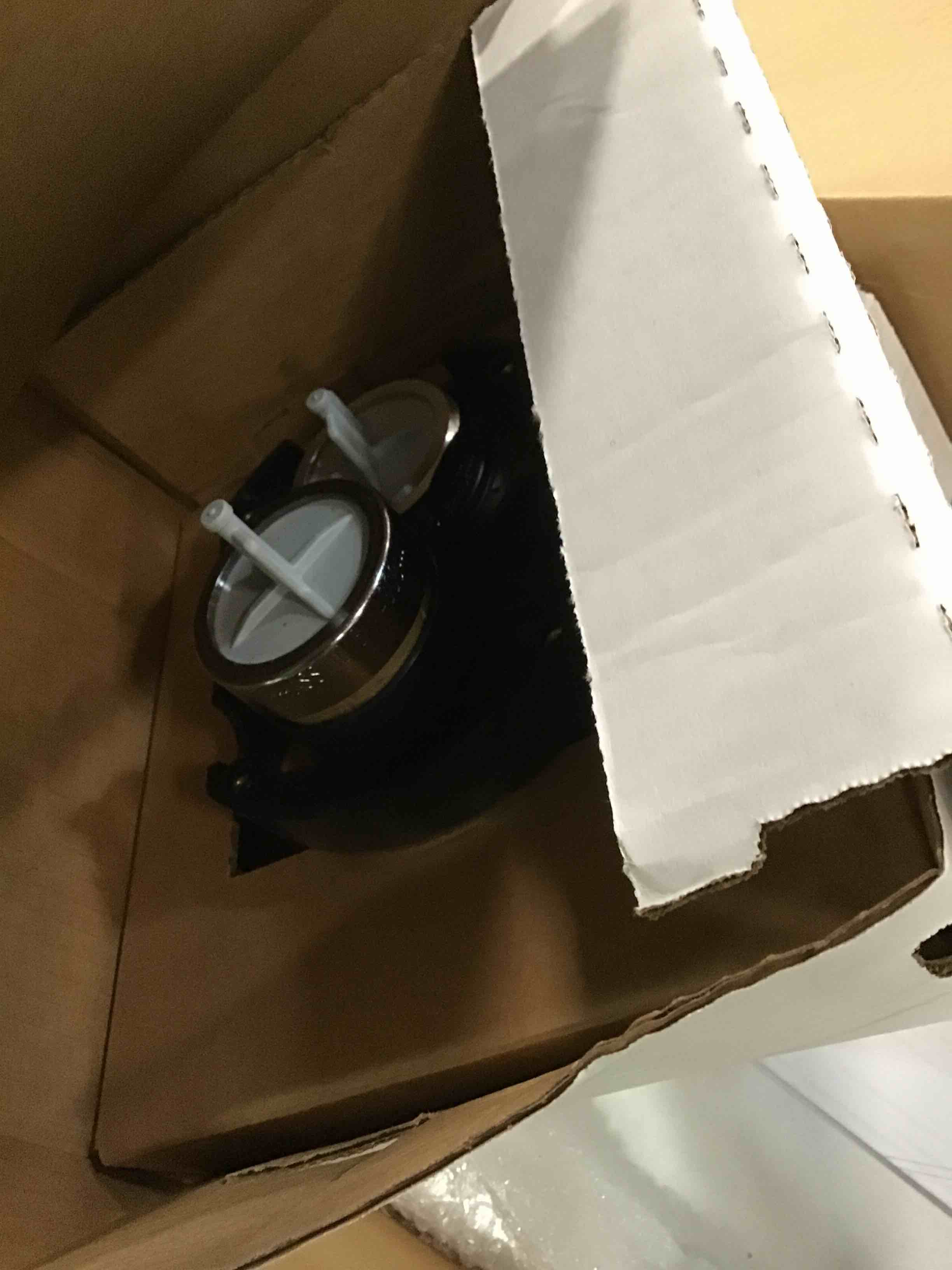 https://s3.amazonaws.com/lotting-images-prod/bidfta/BLU5807473_1711972678451.jpeg