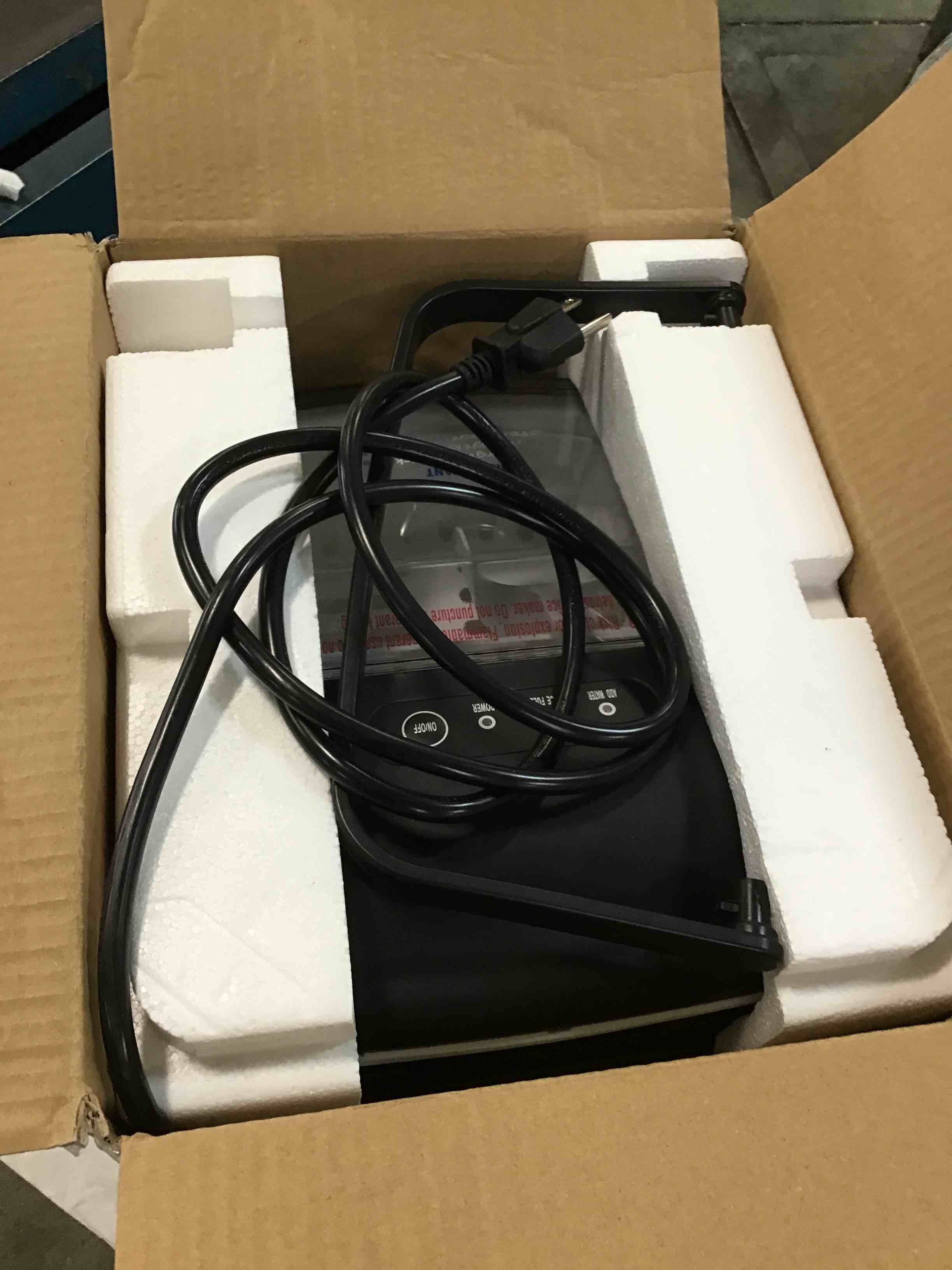 https://s3.amazonaws.com/lotting-images-prod/bidfta/BLU5808110_1712173549671.jpeg