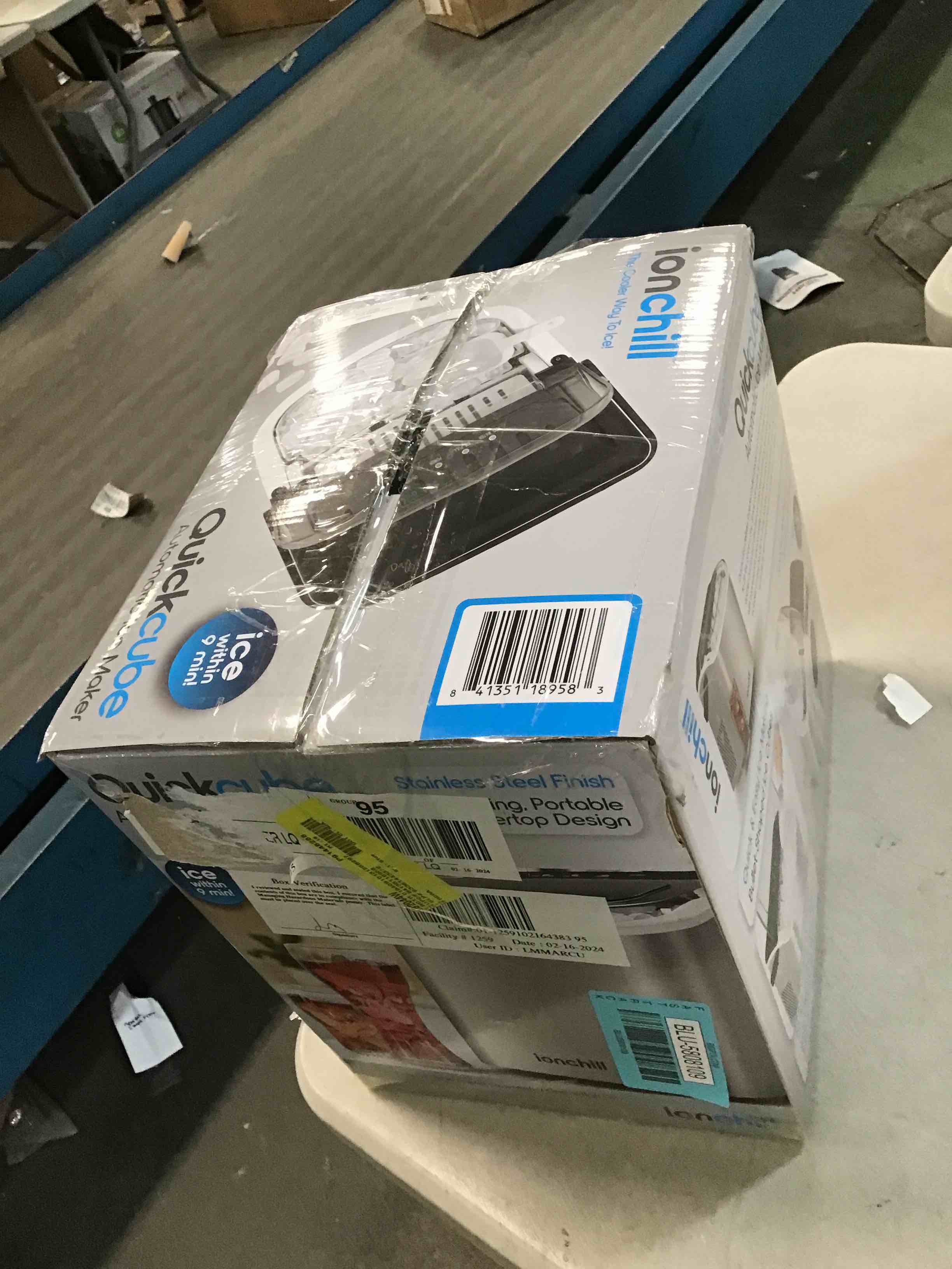 https://s3.amazonaws.com/lotting-images-prod/bidfta/BLU5808110_1712173577624.jpeg
