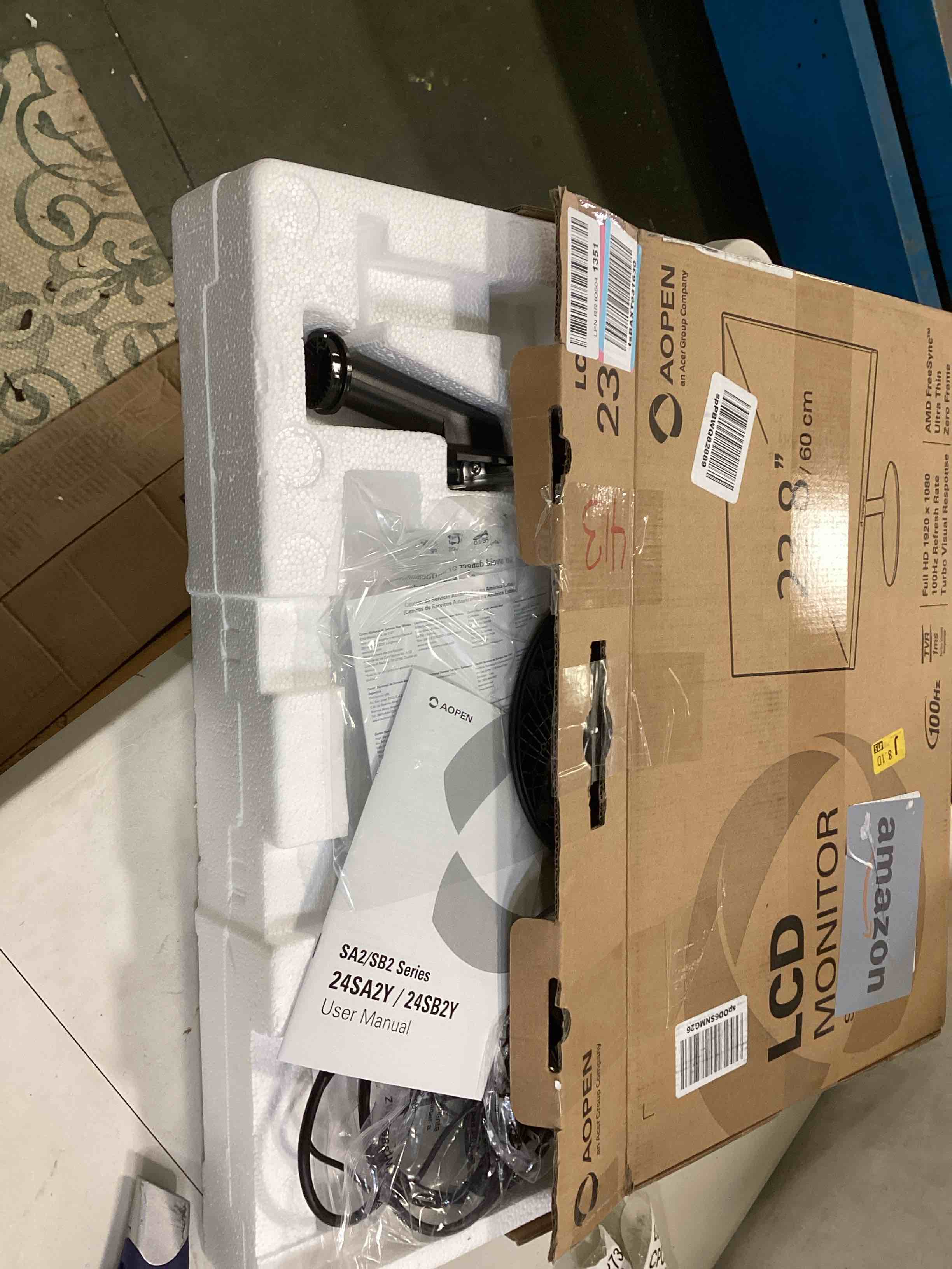 https://s3.amazonaws.com/lotting-images-prod/bidfta/BLU5808159_1712252299612.jpeg