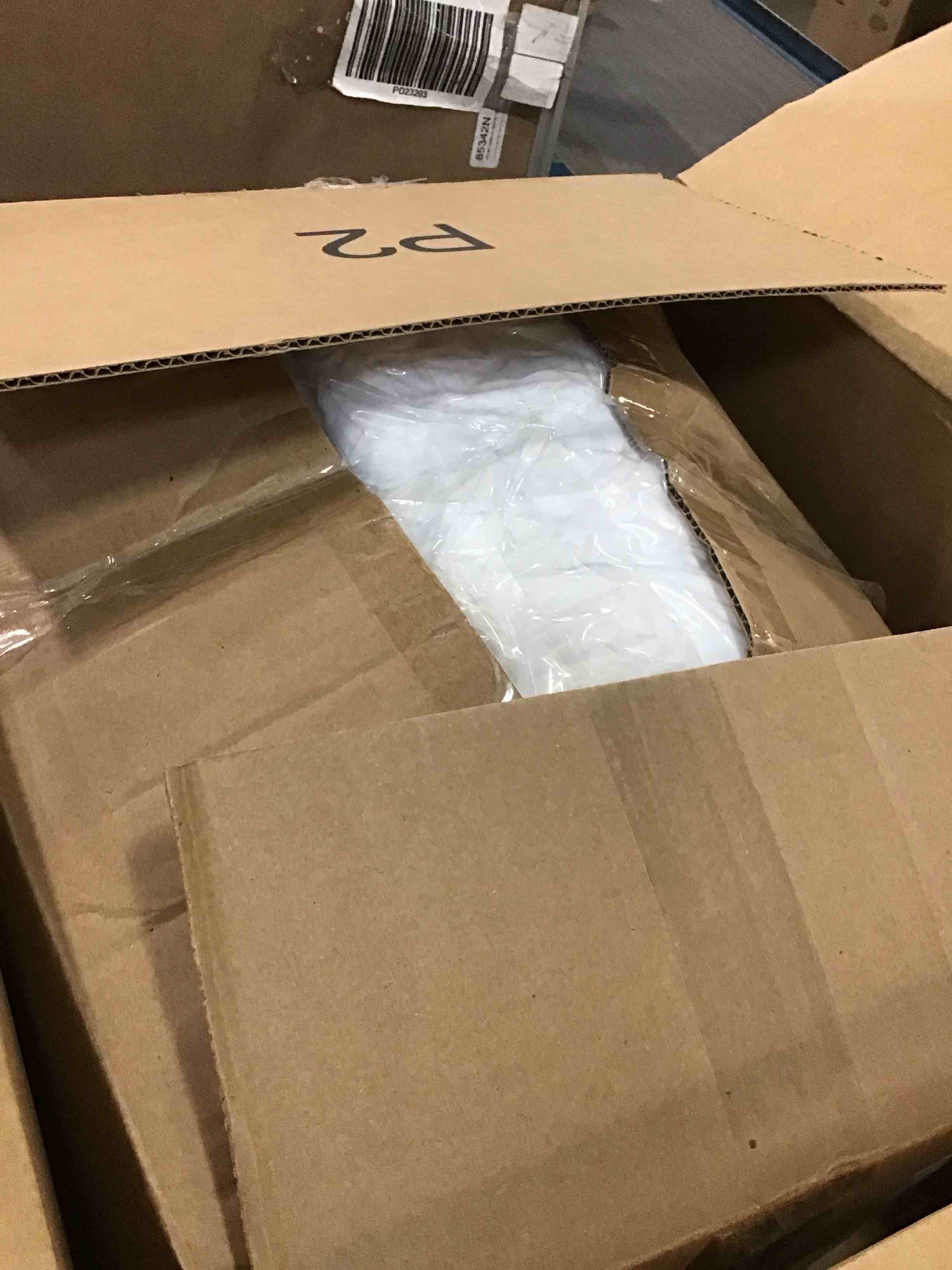 https://s3.amazonaws.com/lotting-images-prod/bidfta/BLU5808705_1712059162760.jpeg