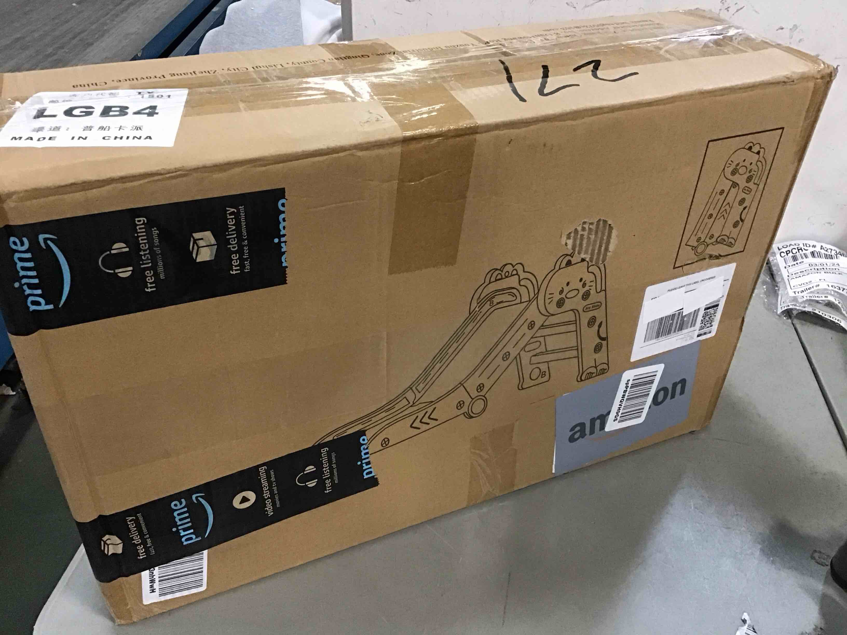 https://s3.amazonaws.com/lotting-images-prod/bidfta/BLU5808995_1712150834087.jpeg