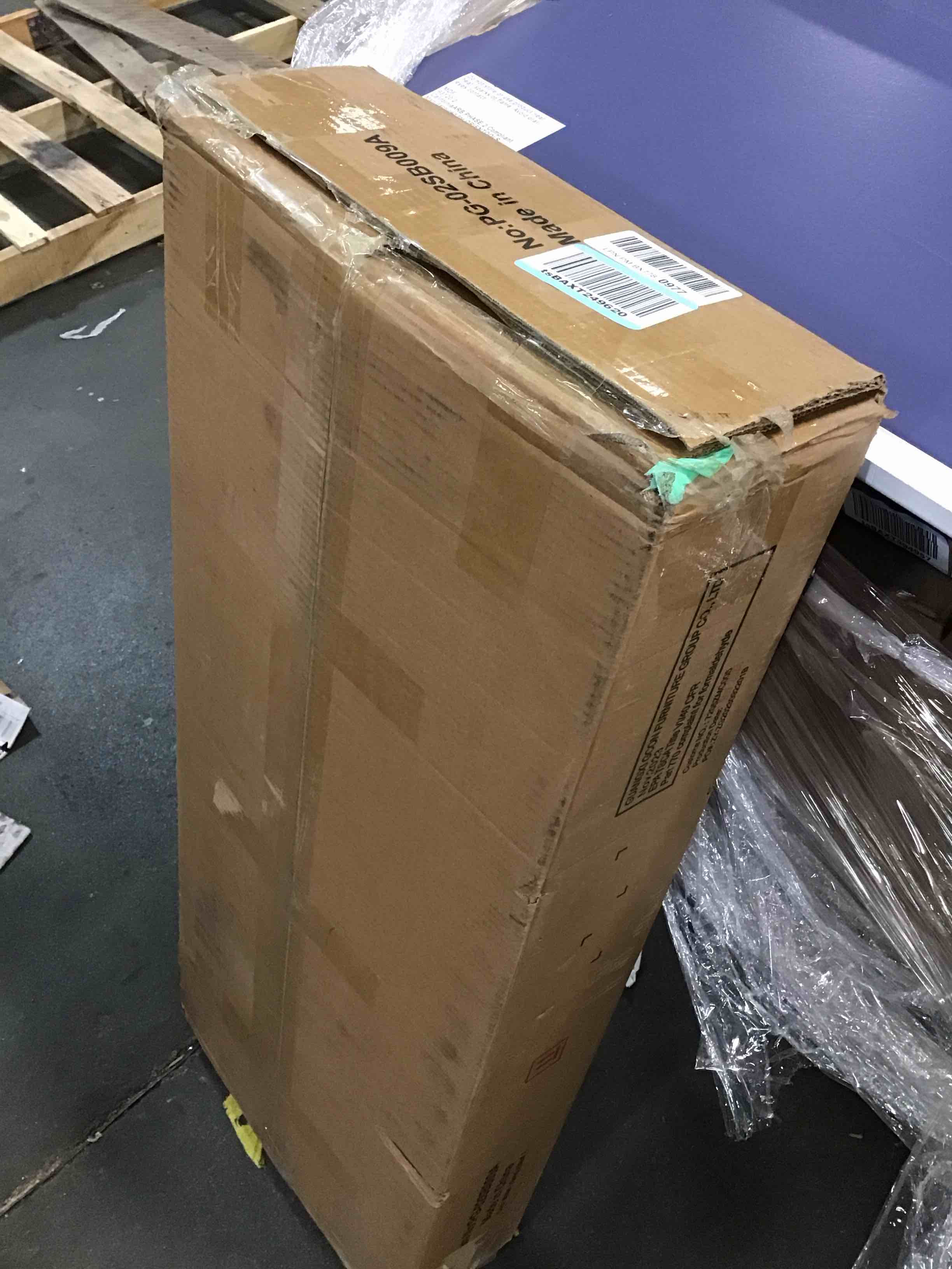 https://s3.amazonaws.com/lotting-images-prod/bidfta/BLU5809115_1712169133988.jpeg