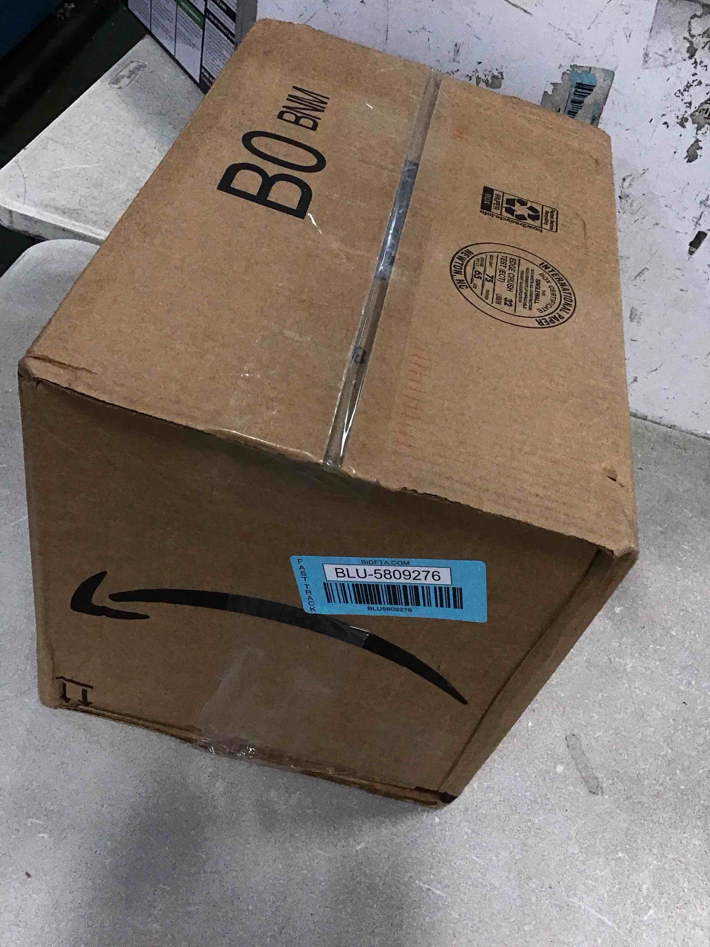 https://s3.amazonaws.com/lotting-images-prod/bidfta/BLU5809276_1712329519216.jpeg