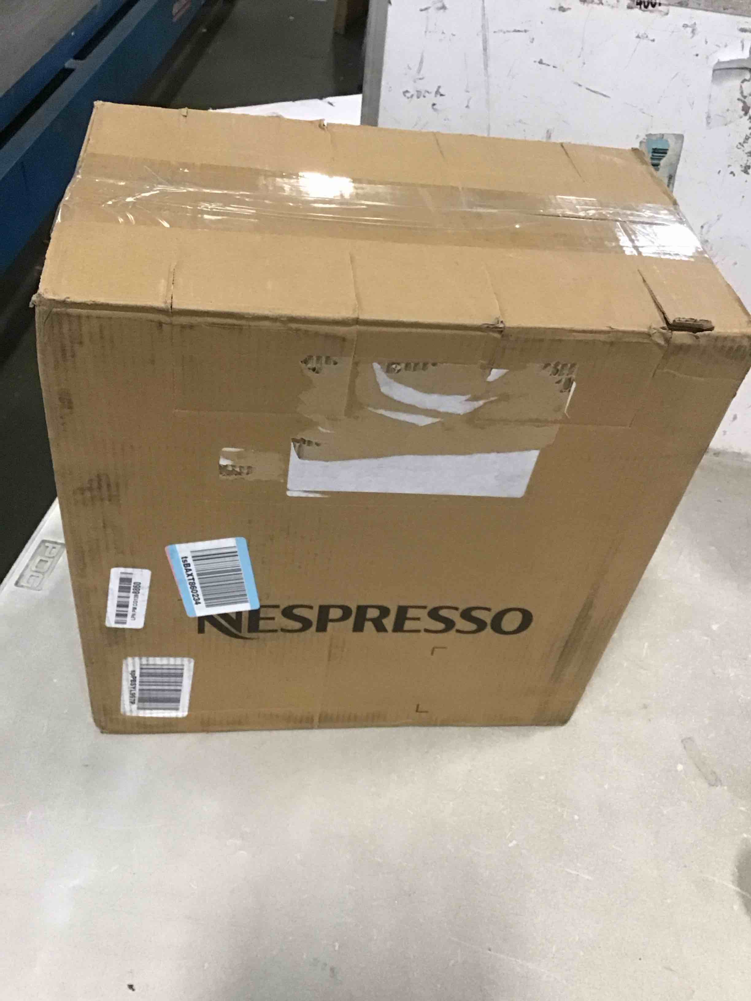 https://s3.amazonaws.com/lotting-images-prod/bidfta/BLU5809573_1712423515166.jpeg