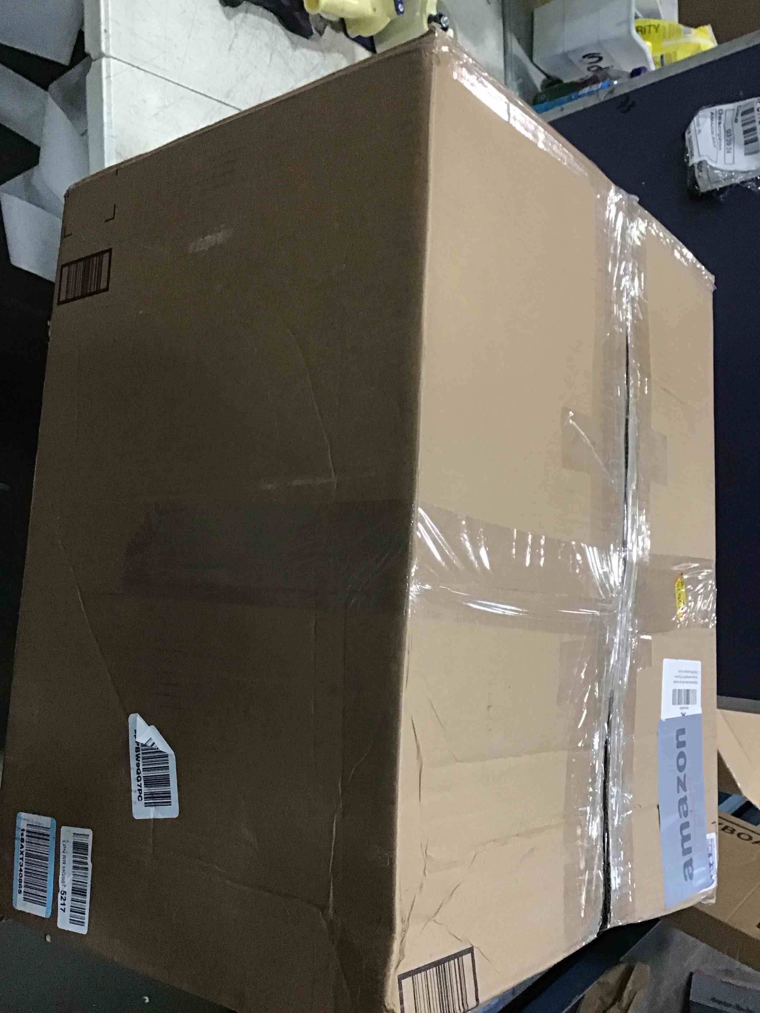 https://s3.amazonaws.com/lotting-images-prod/bidfta/BLU5810738_1712064124441.jpeg