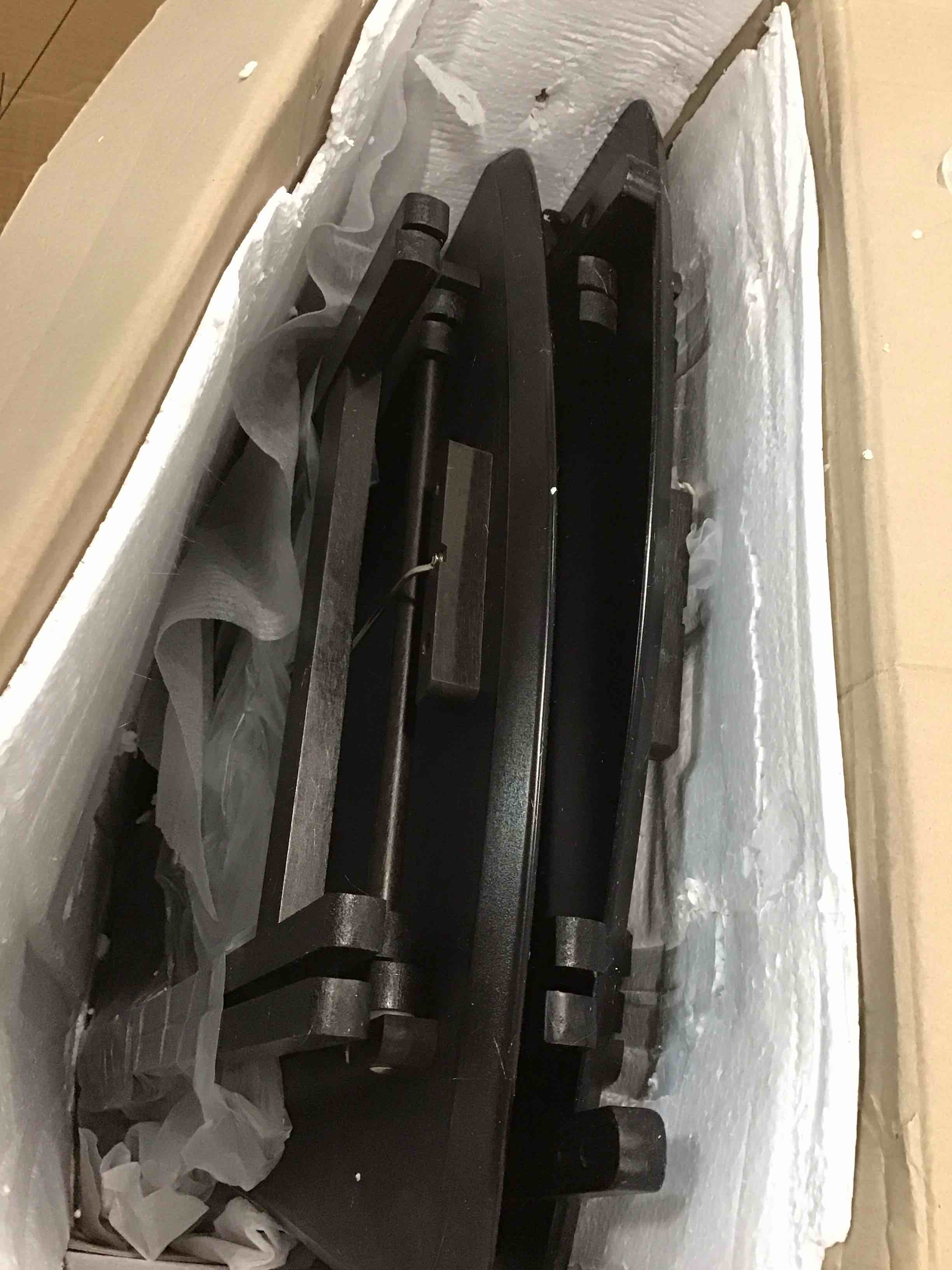 https://s3.amazonaws.com/lotting-images-prod/bidfta/BLU5810891_1712079413825.jpeg