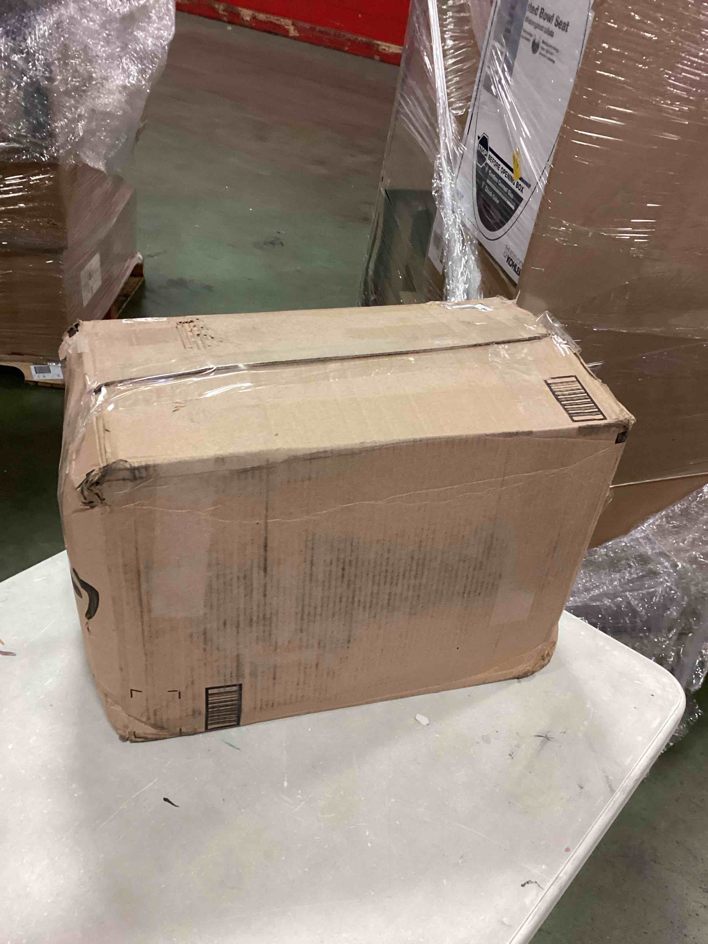 https://s3.amazonaws.com/lotting-images-prod/bidfta/BLU5811752_1711740316922.jpeg
