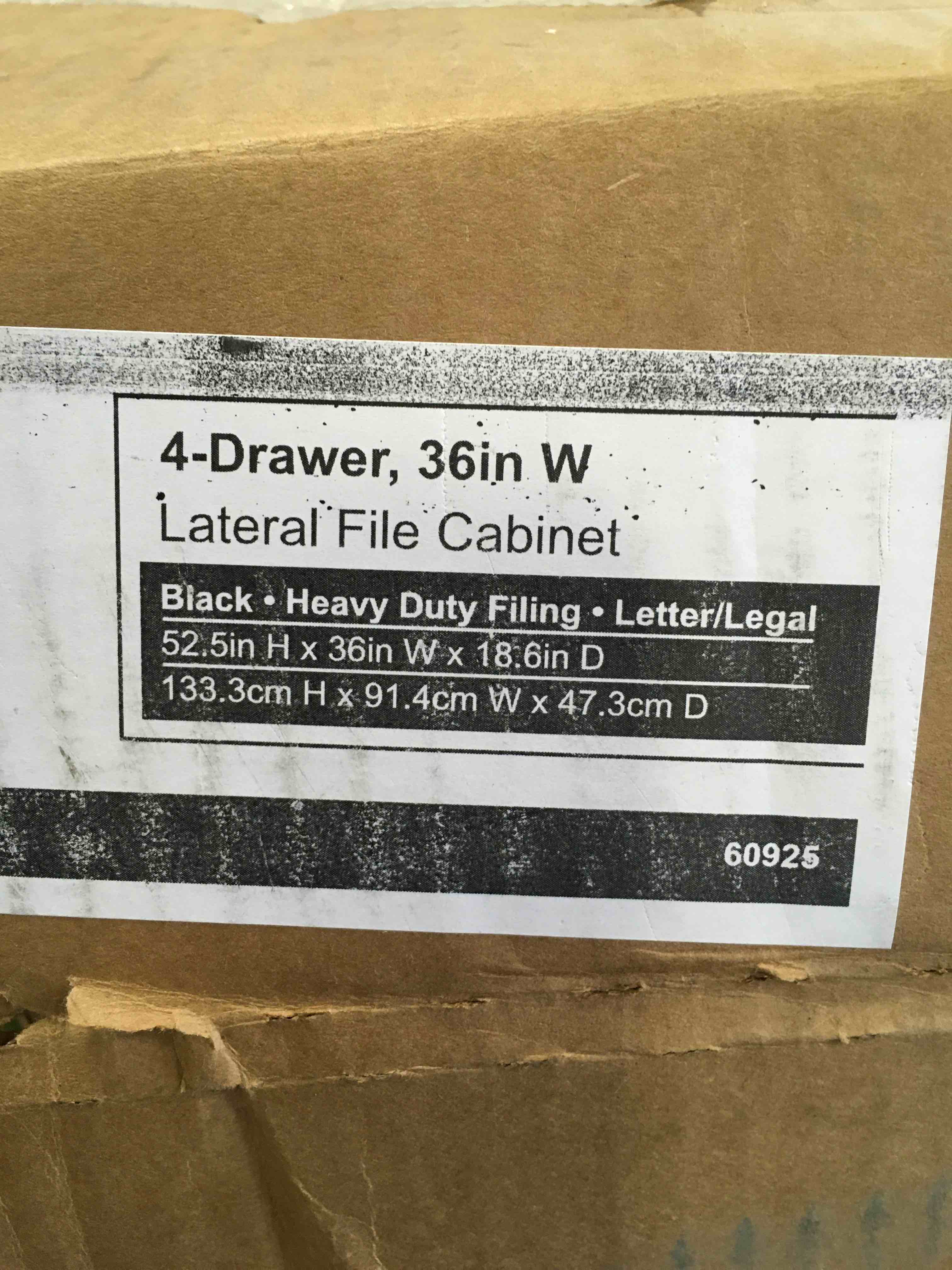 https://s3.amazonaws.com/lotting-images-prod/bidfta/BLU5811823_1711986013568.jpeg