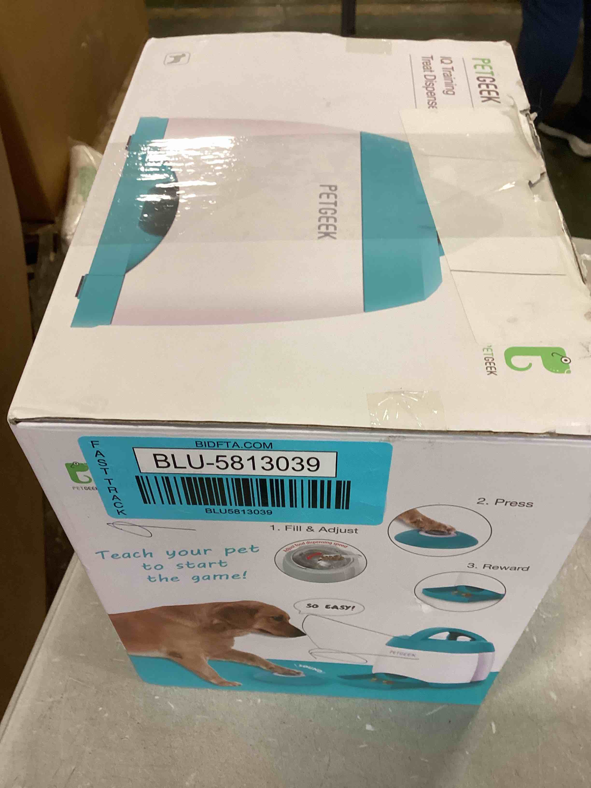 https://s3.amazonaws.com/lotting-images-prod/bidfta/BLU5813039_1711560677265.jpeg