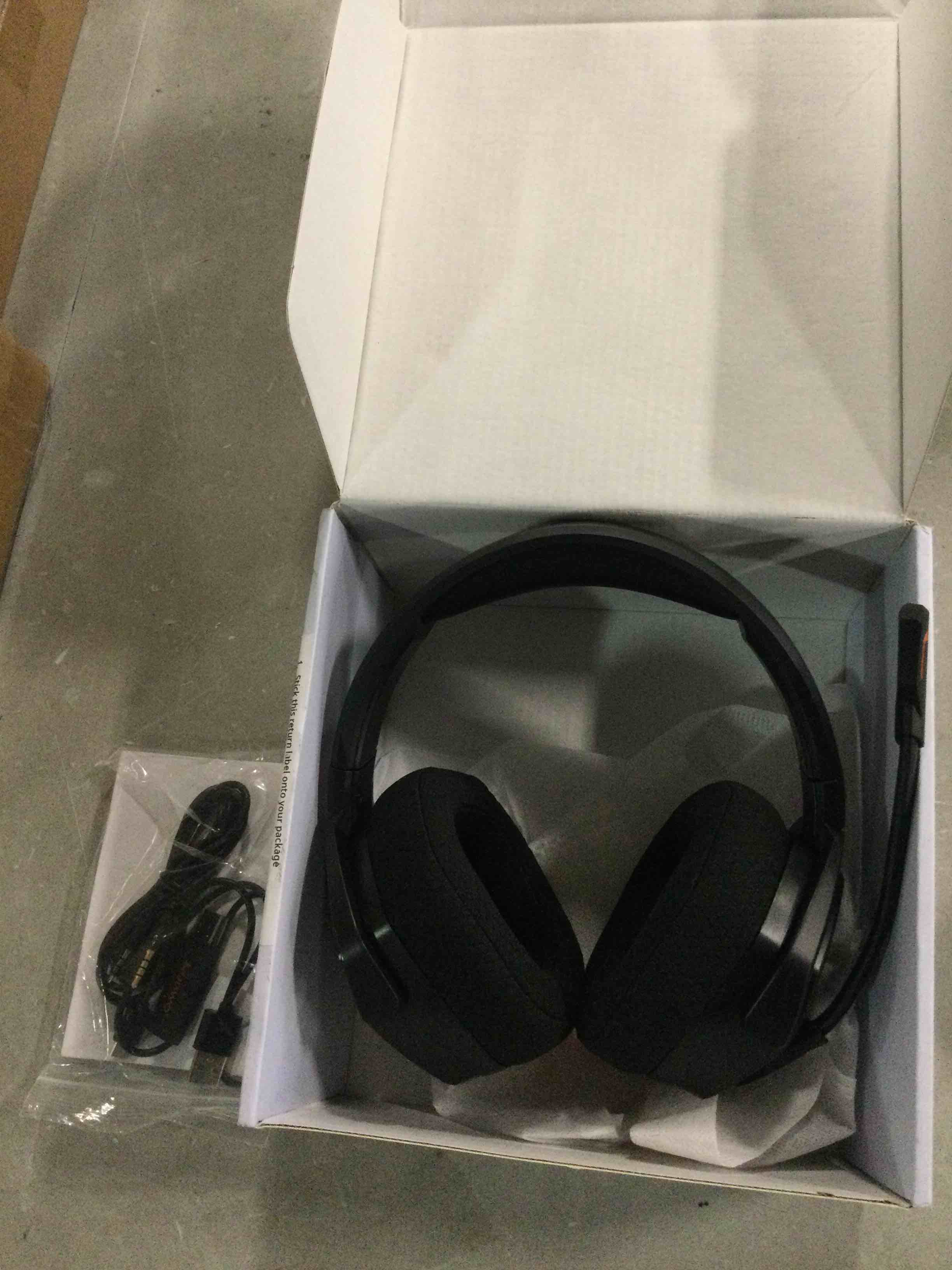 https://s3.amazonaws.com/lotting-images-prod/bidfta/BLU5813986_1712752169877.jpeg