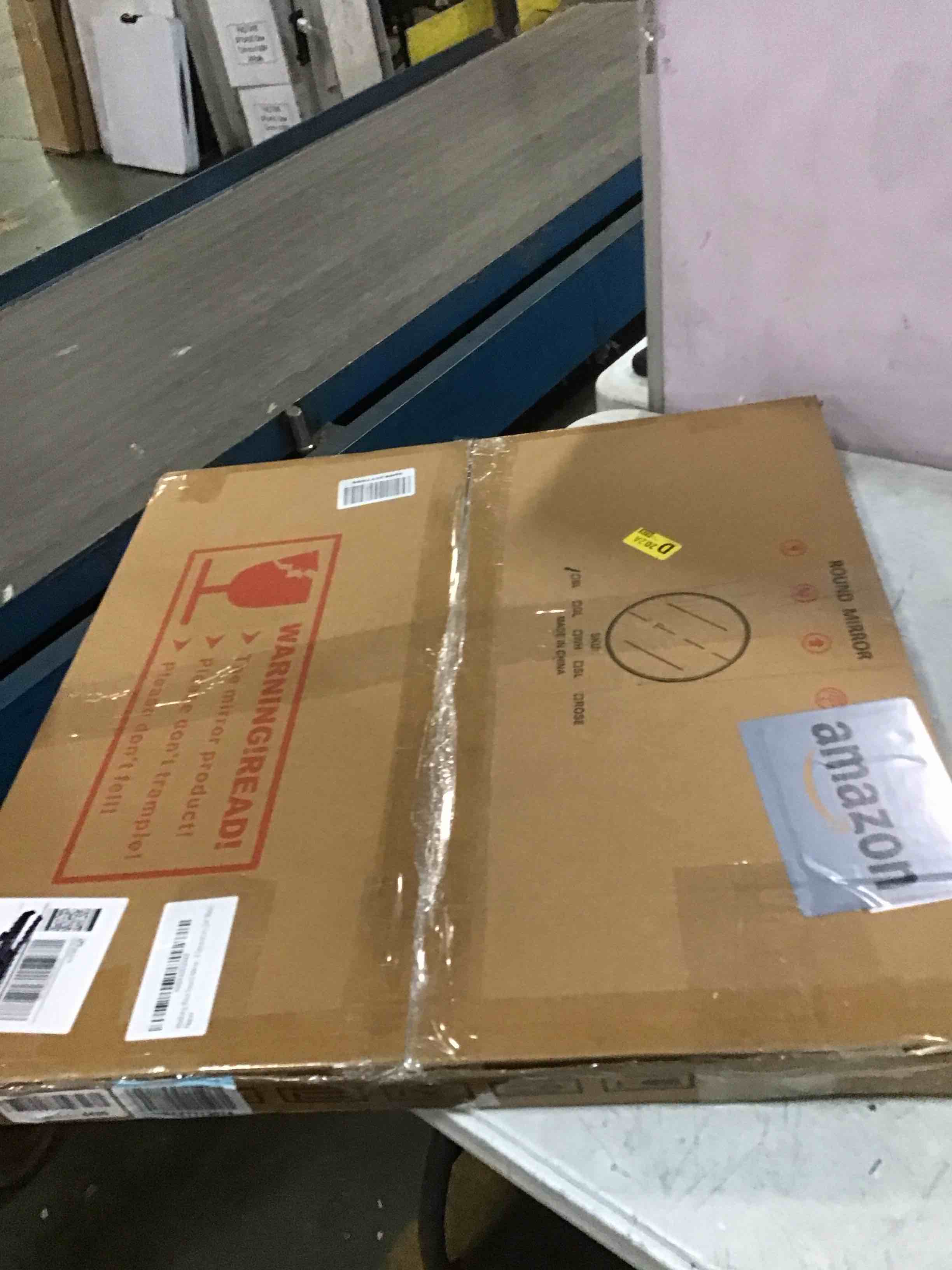 https://s3.amazonaws.com/lotting-images-prod/bidfta/BLU5814947_1711808618649.jpeg