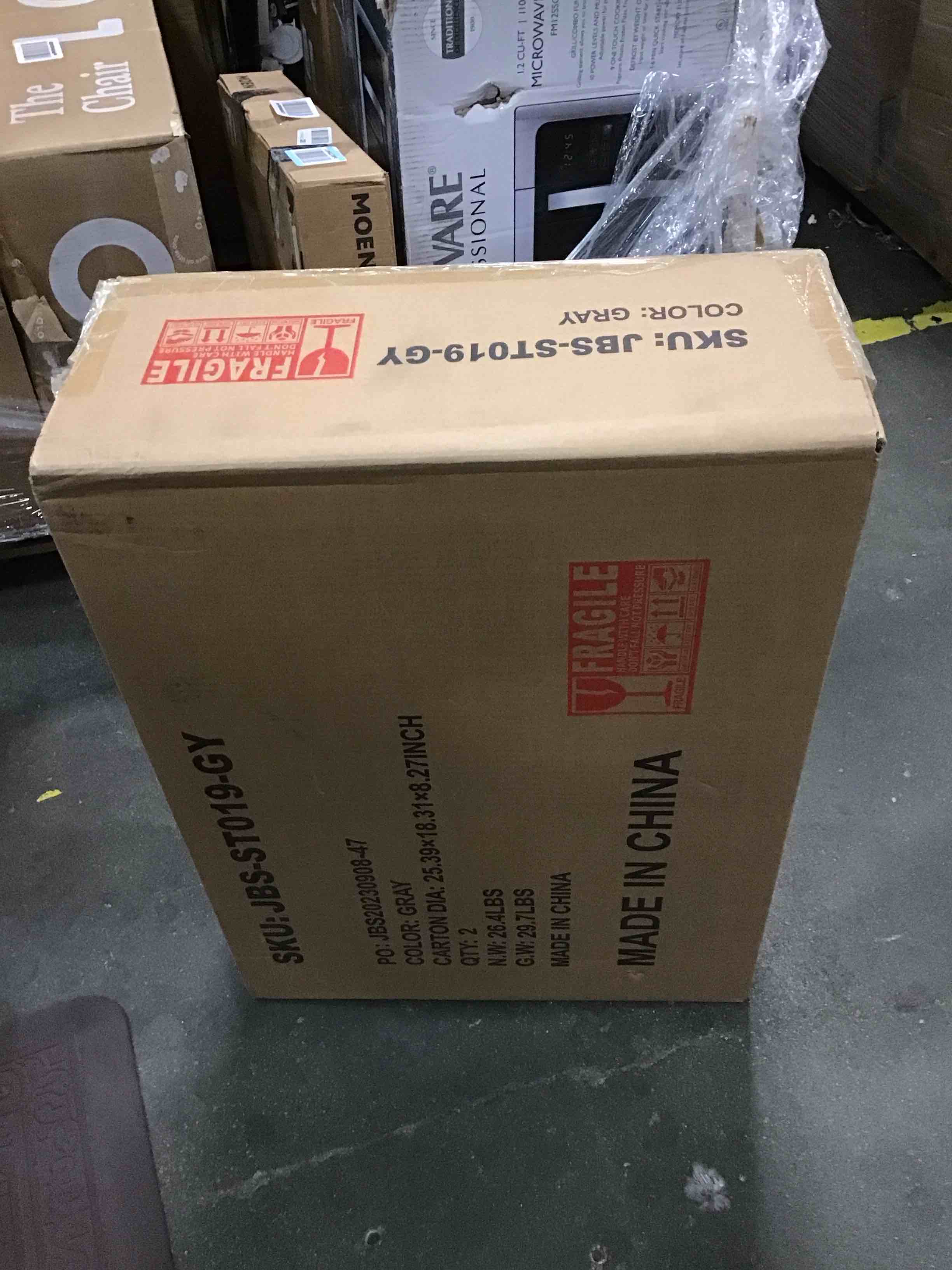 https://s3.amazonaws.com/lotting-images-prod/bidfta/BLU5815289_1712060165484.jpeg