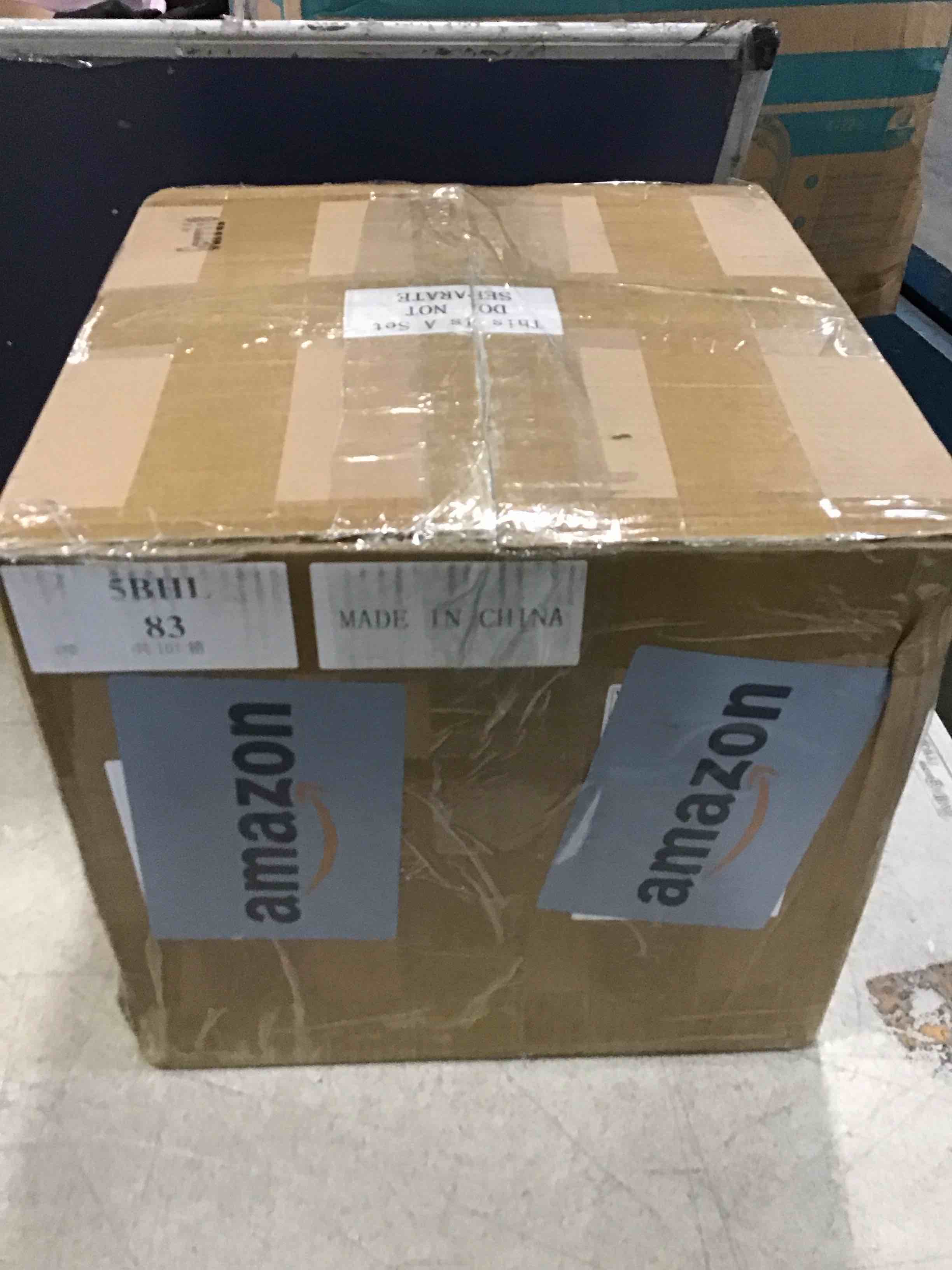 https://s3.amazonaws.com/lotting-images-prod/bidfta/BLU5815603_1712155850747.jpeg