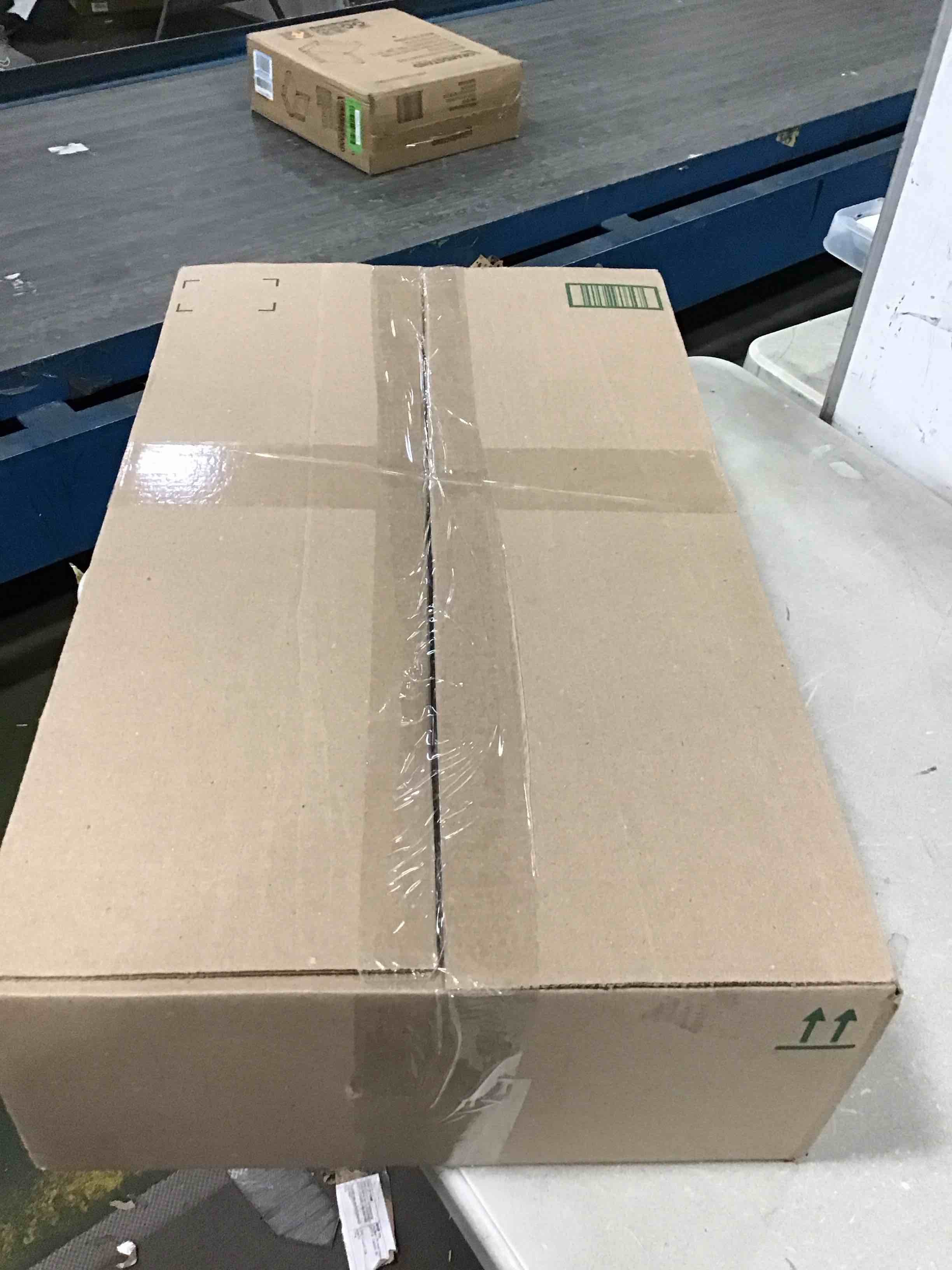 https://s3.amazonaws.com/lotting-images-prod/bidfta/BLU5815823_1712242128495.jpeg