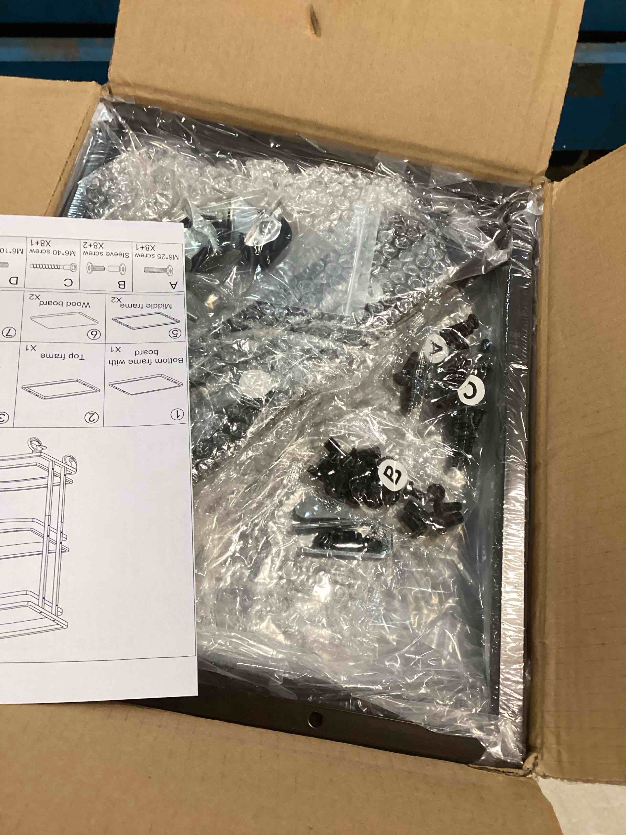 https://s3.amazonaws.com/lotting-images-prod/bidfta/BLU5816195_1705843842412.jpeg