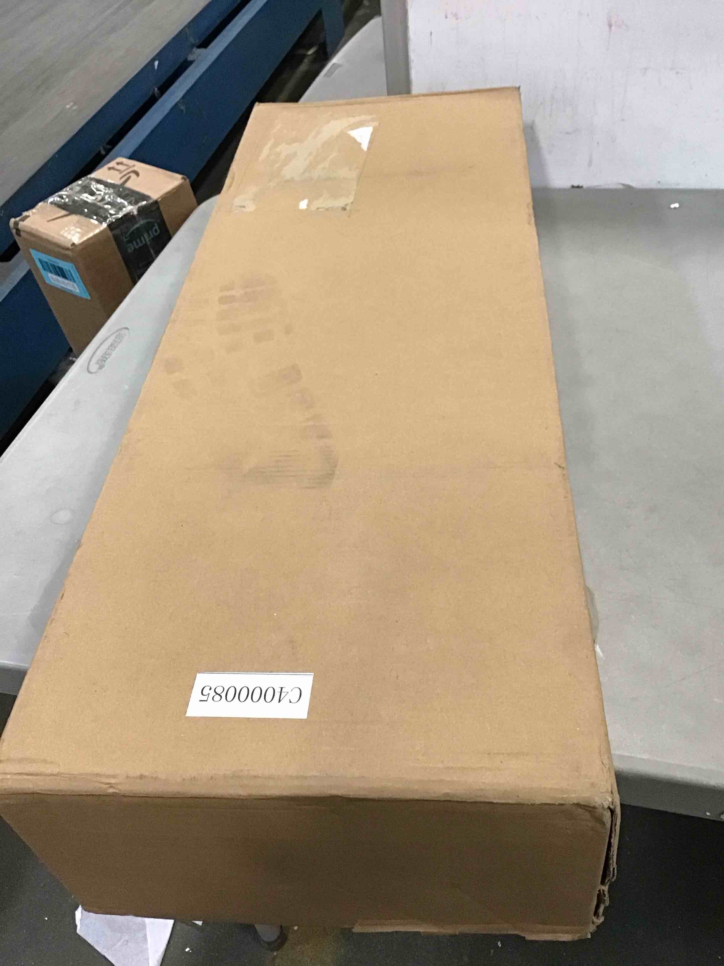 https://s3.amazonaws.com/lotting-images-prod/bidfta/BLU5816620_1706016289302.jpeg