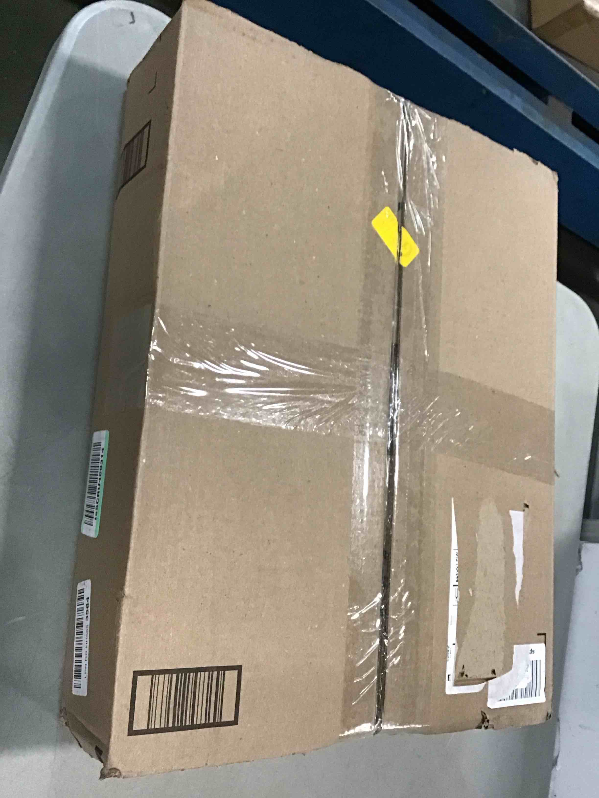 https://s3.amazonaws.com/lotting-images-prod/bidfta/BLU5816716_1706026588858.jpeg