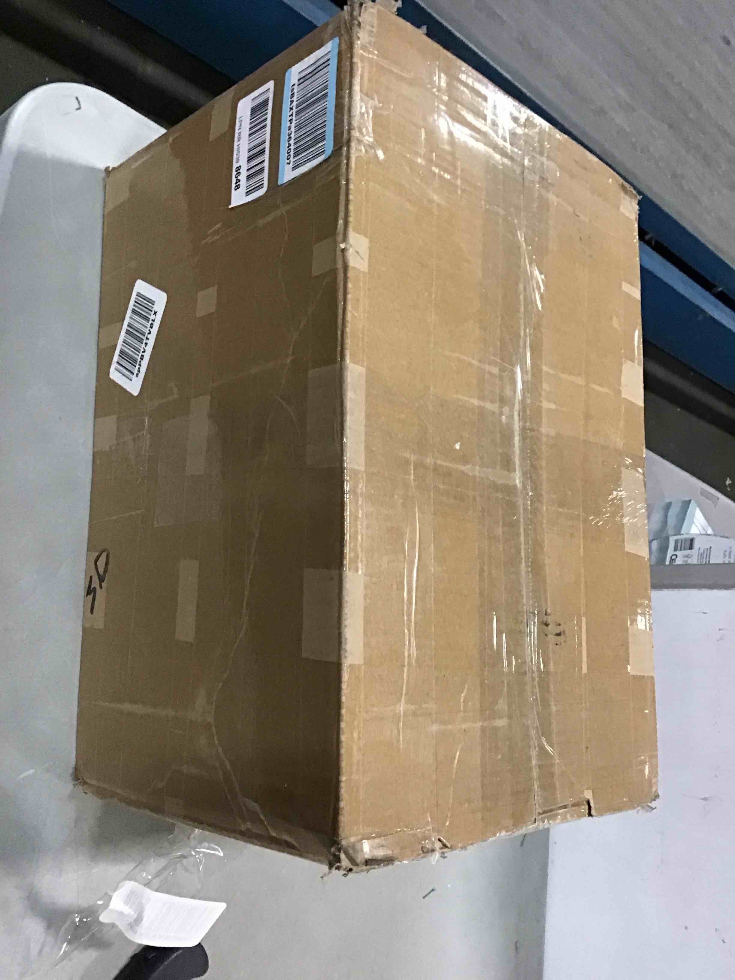 https://s3.amazonaws.com/lotting-images-prod/bidfta/BLU5816757_1706031144428.jpeg