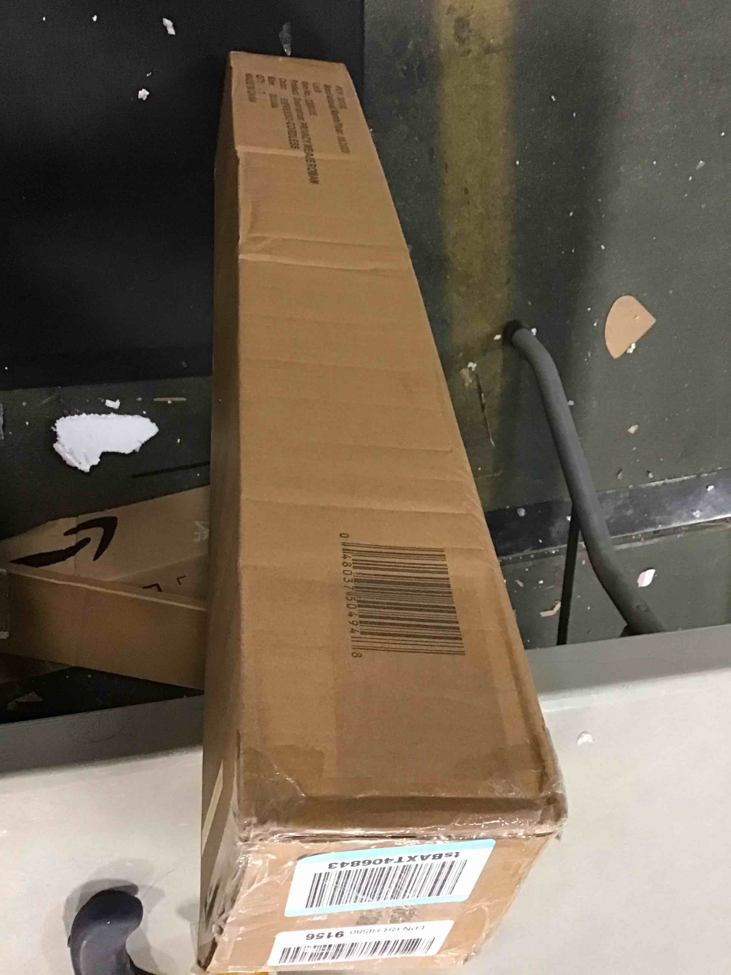 https://s3.amazonaws.com/lotting-images-prod/bidfta/BLU5816815_1706038685728.jpeg