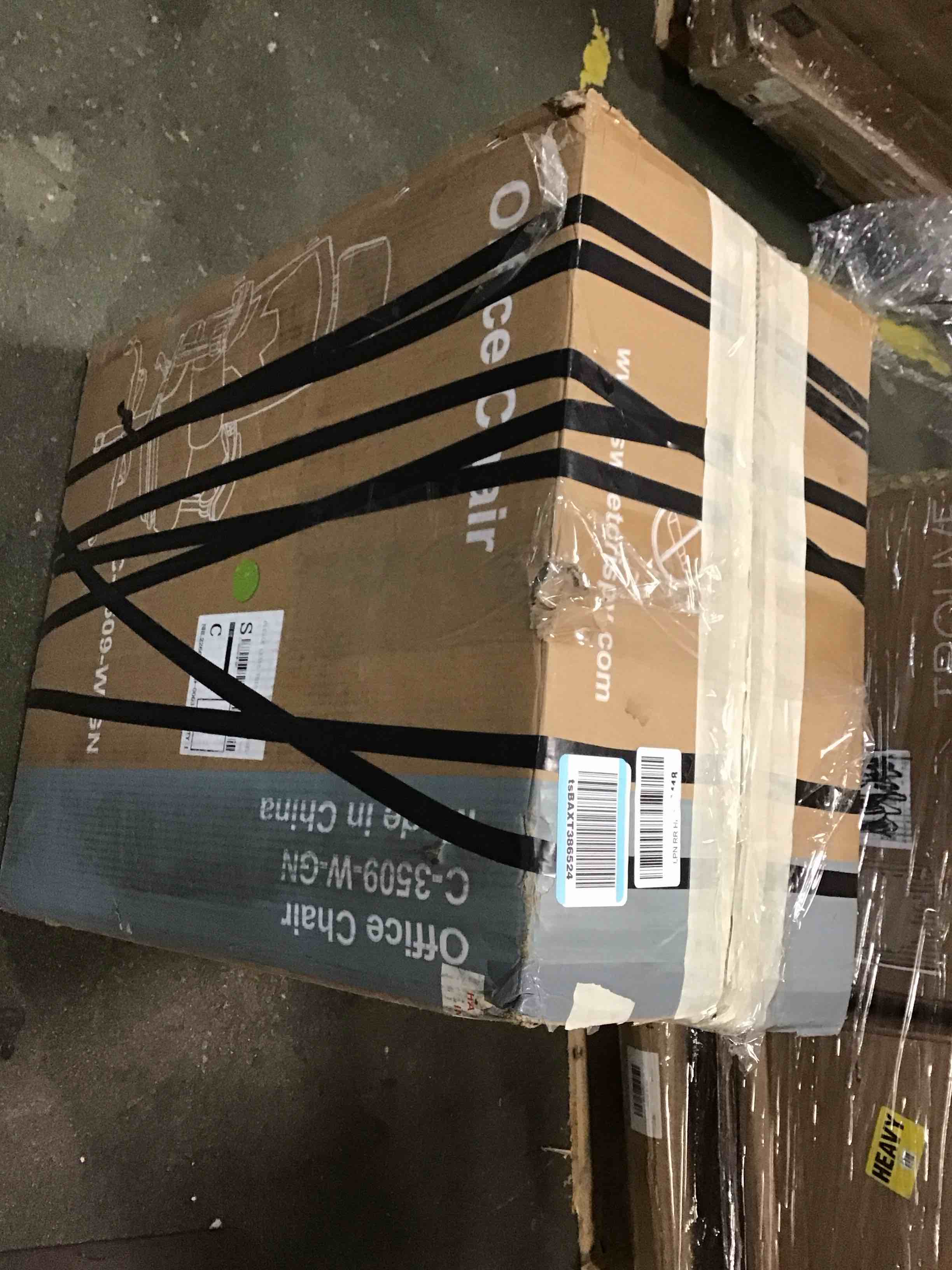 https://s3.amazonaws.com/lotting-images-prod/bidfta/BLU5817153_1706130017569.jpeg