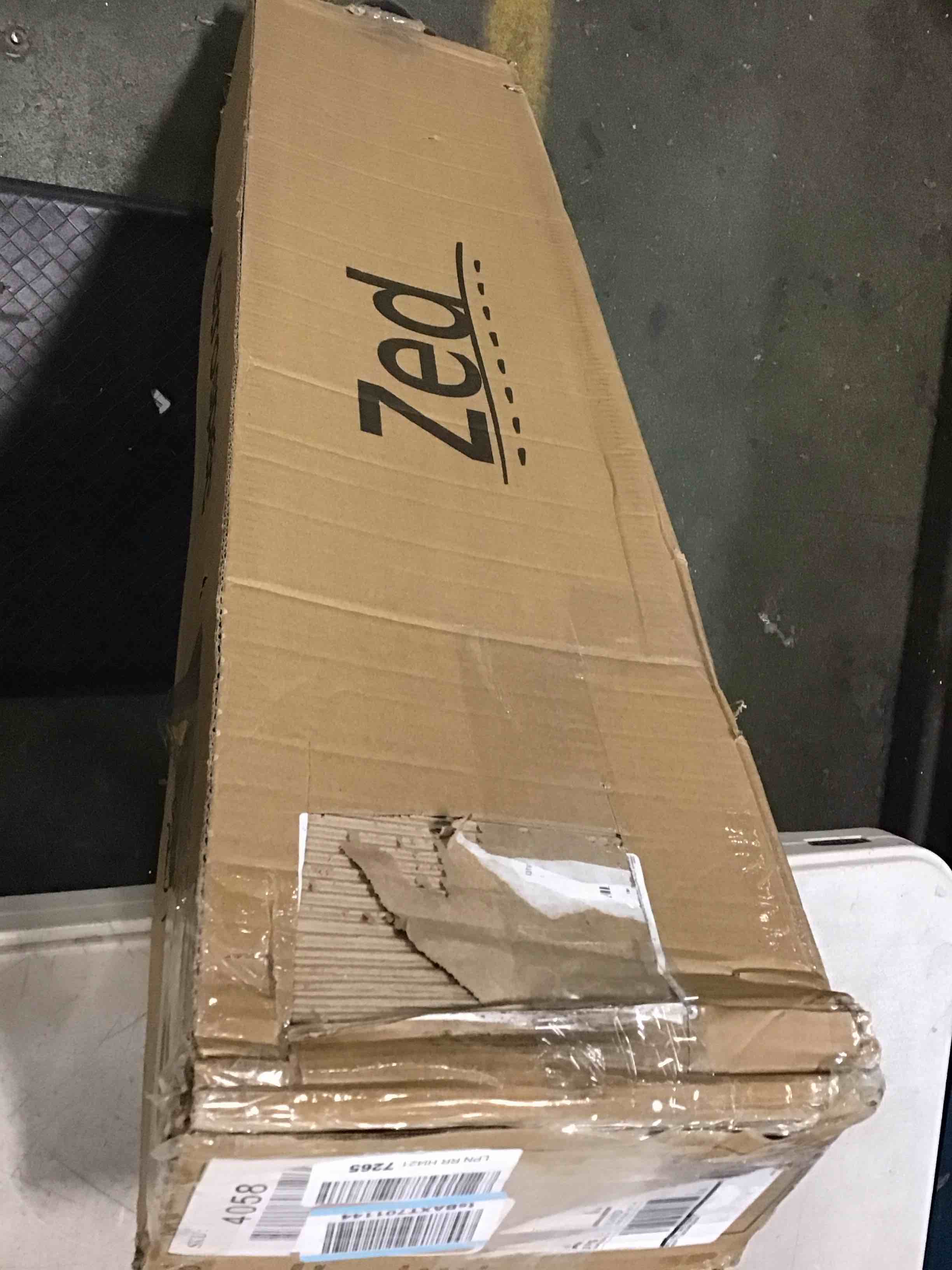 https://s3.amazonaws.com/lotting-images-prod/bidfta/BLU5817169_1706183579026.jpeg