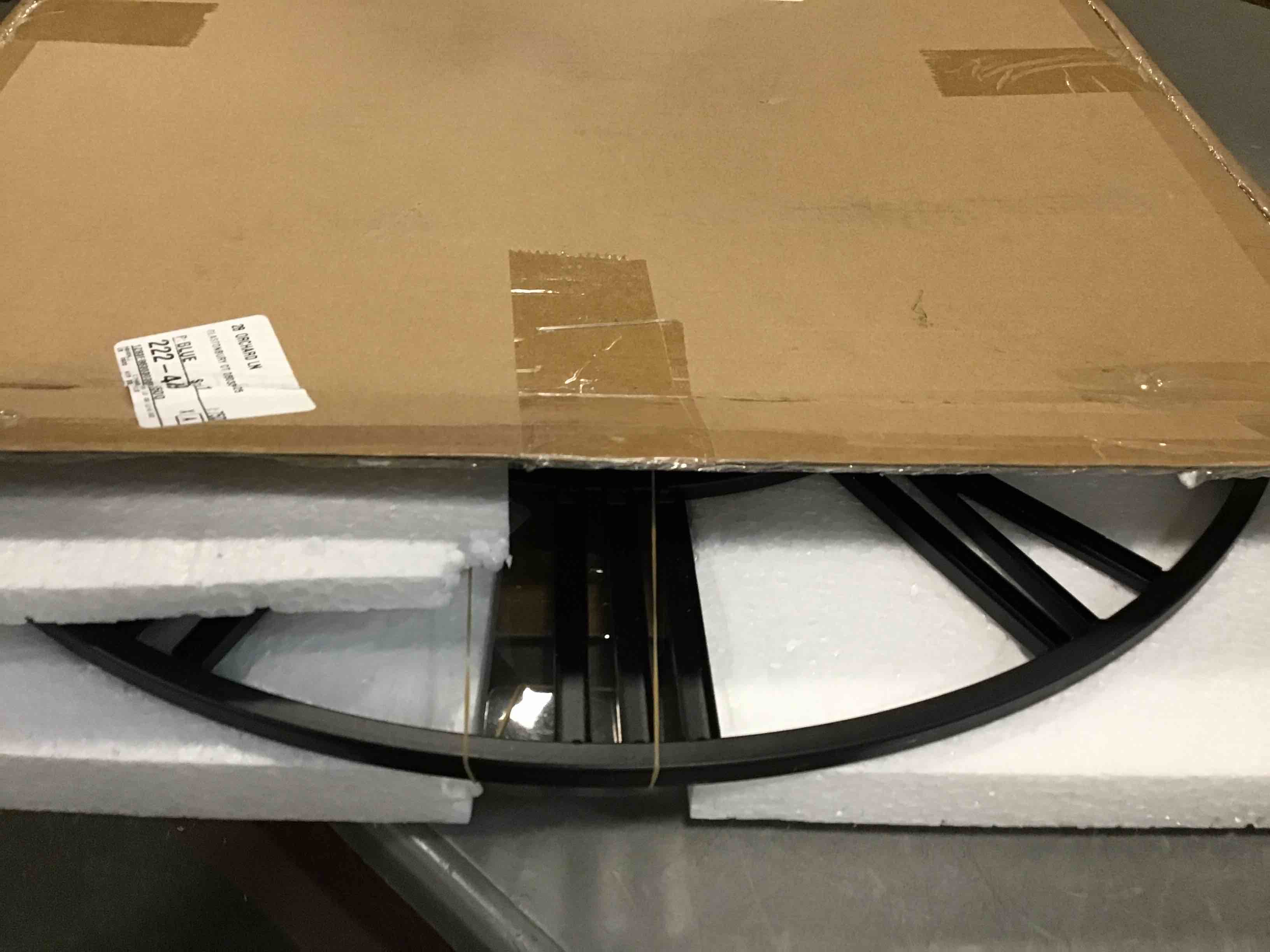 https://s3.amazonaws.com/lotting-images-prod/bidfta/BLU5817842_1705846009134.jpeg