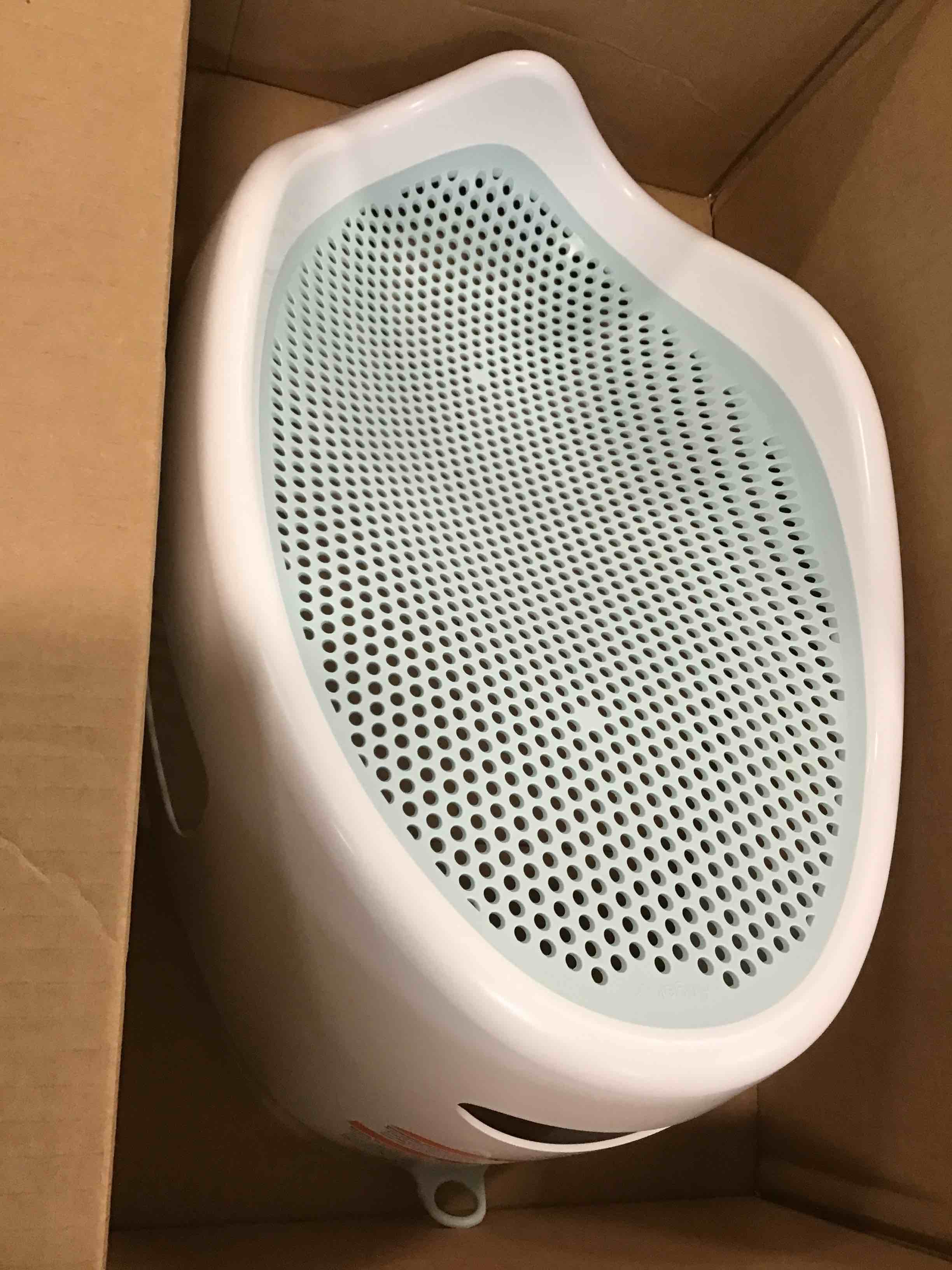 https://s3.amazonaws.com/lotting-images-prod/bidfta/BLU5817918_1705864438869.jpeg