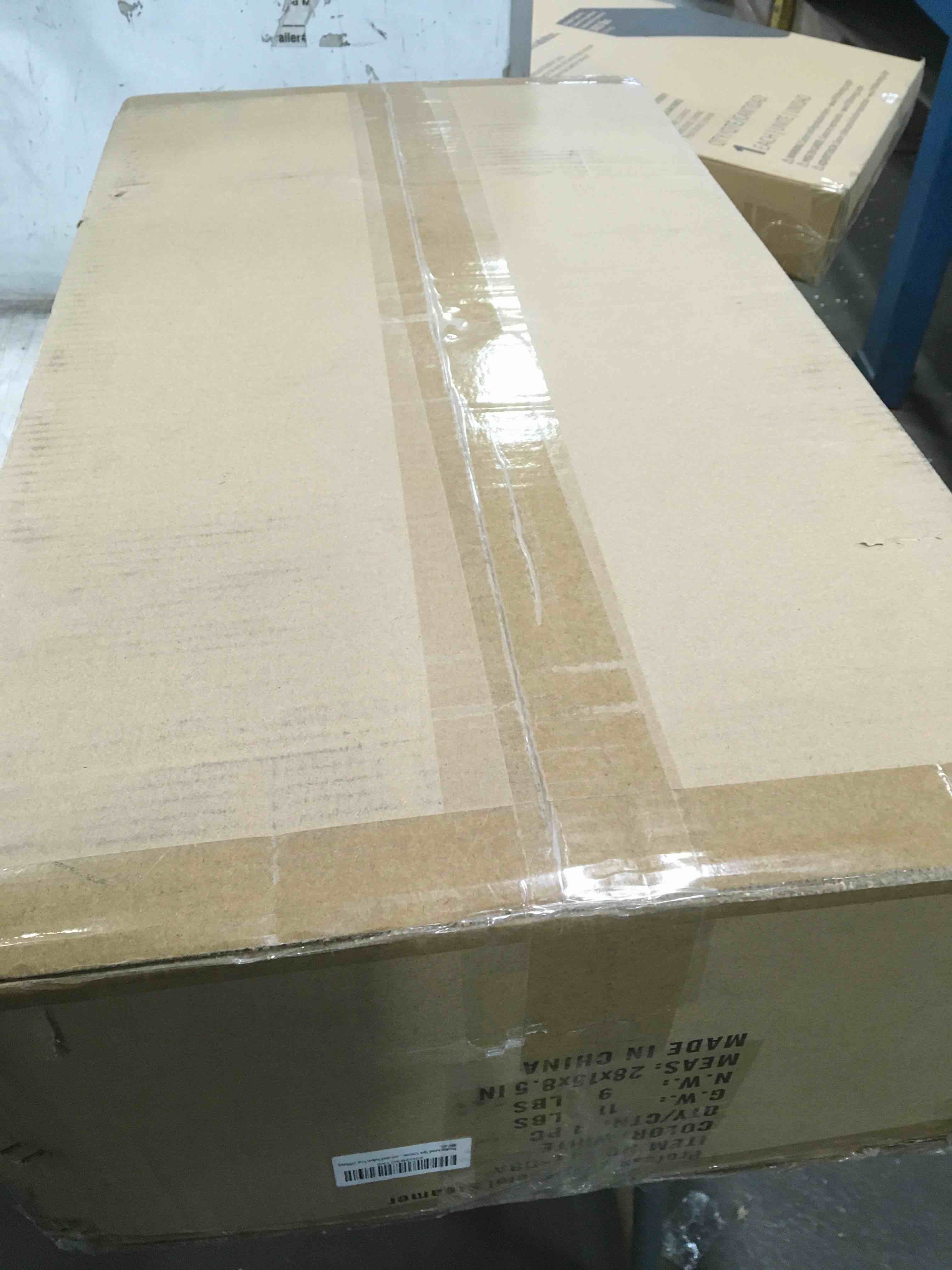 https://s3.amazonaws.com/lotting-images-prod/bidfta/BLU5818237_1706031424396.jpeg