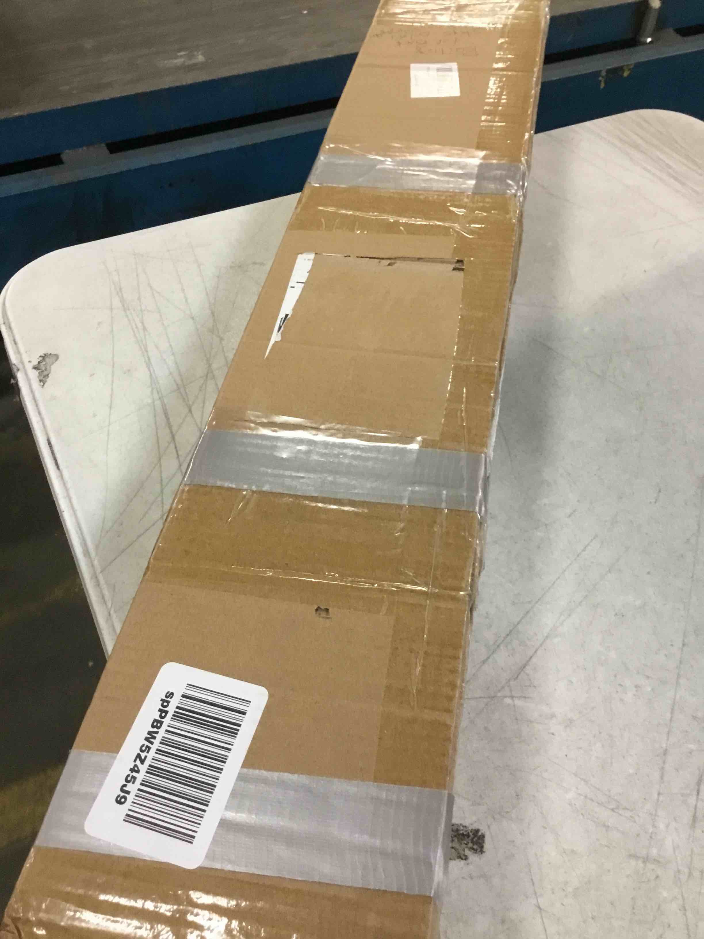 https://s3.amazonaws.com/lotting-images-prod/bidfta/BLU5818722_1706206549648.jpeg
