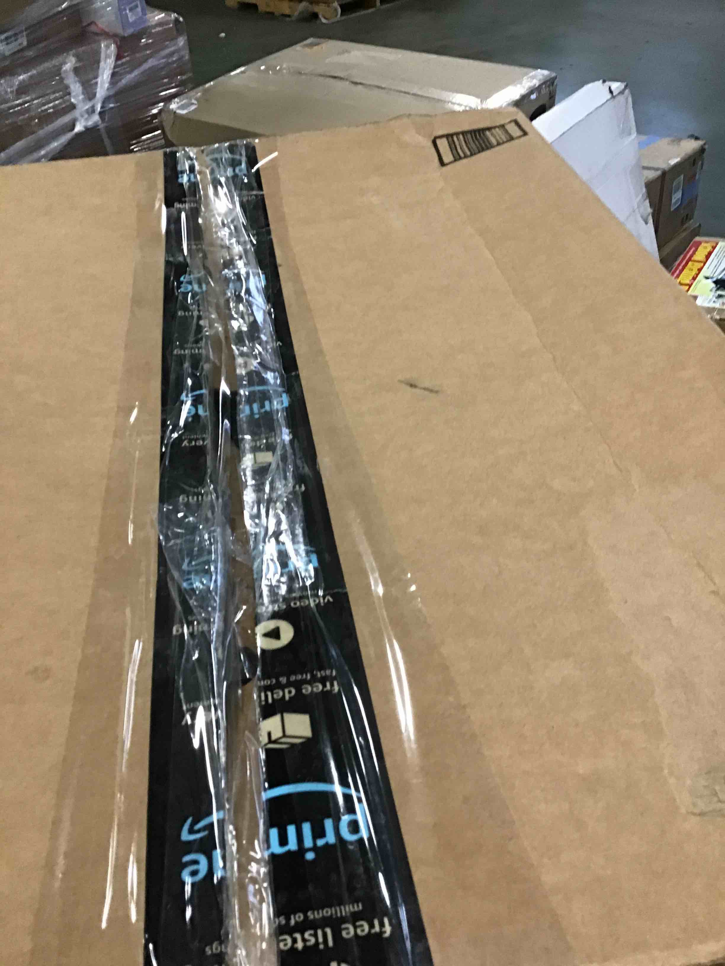 https://s3.amazonaws.com/lotting-images-prod/bidfta/BLU5819323_1706023857998.jpeg