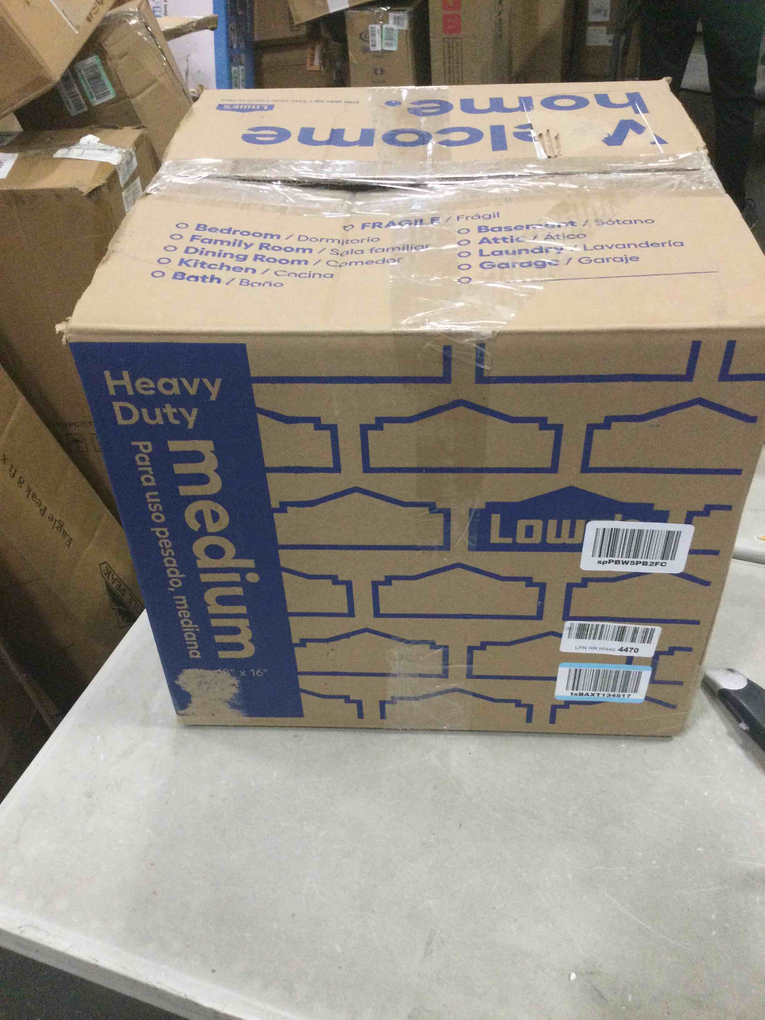 https://s3.amazonaws.com/lotting-images-prod/bidfta/BLU5819922_1706561889592.jpeg