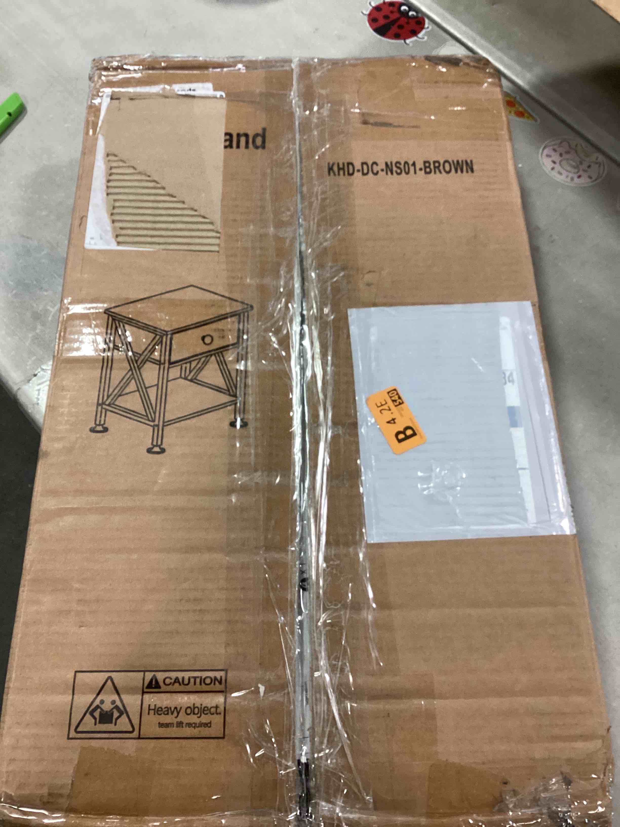 https://s3.amazonaws.com/lotting-images-prod/bidfta/BLU5819992_1706637489577.jpeg