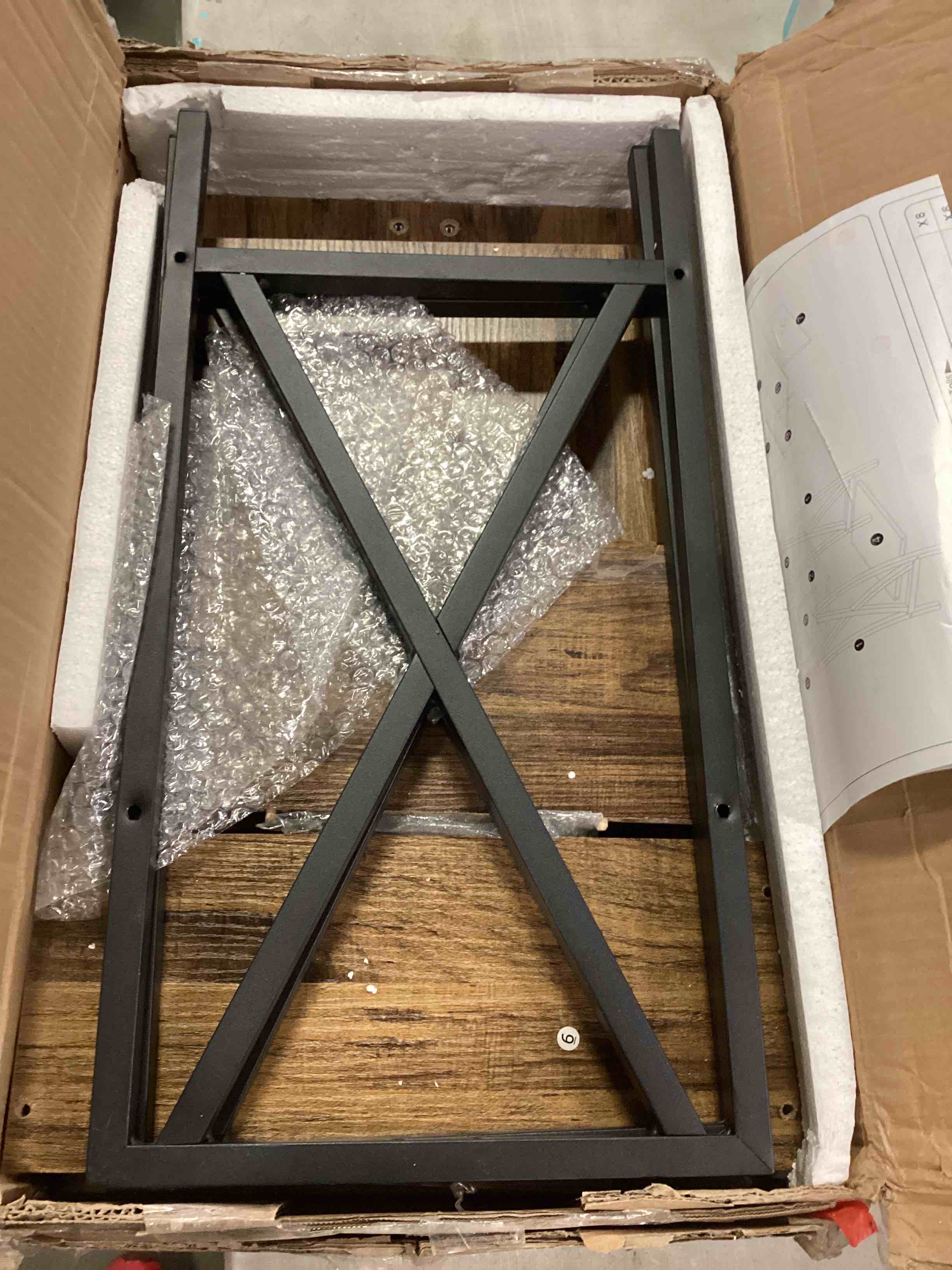 https://s3.amazonaws.com/lotting-images-prod/bidfta/BLU5819992_1706637550173.jpeg
