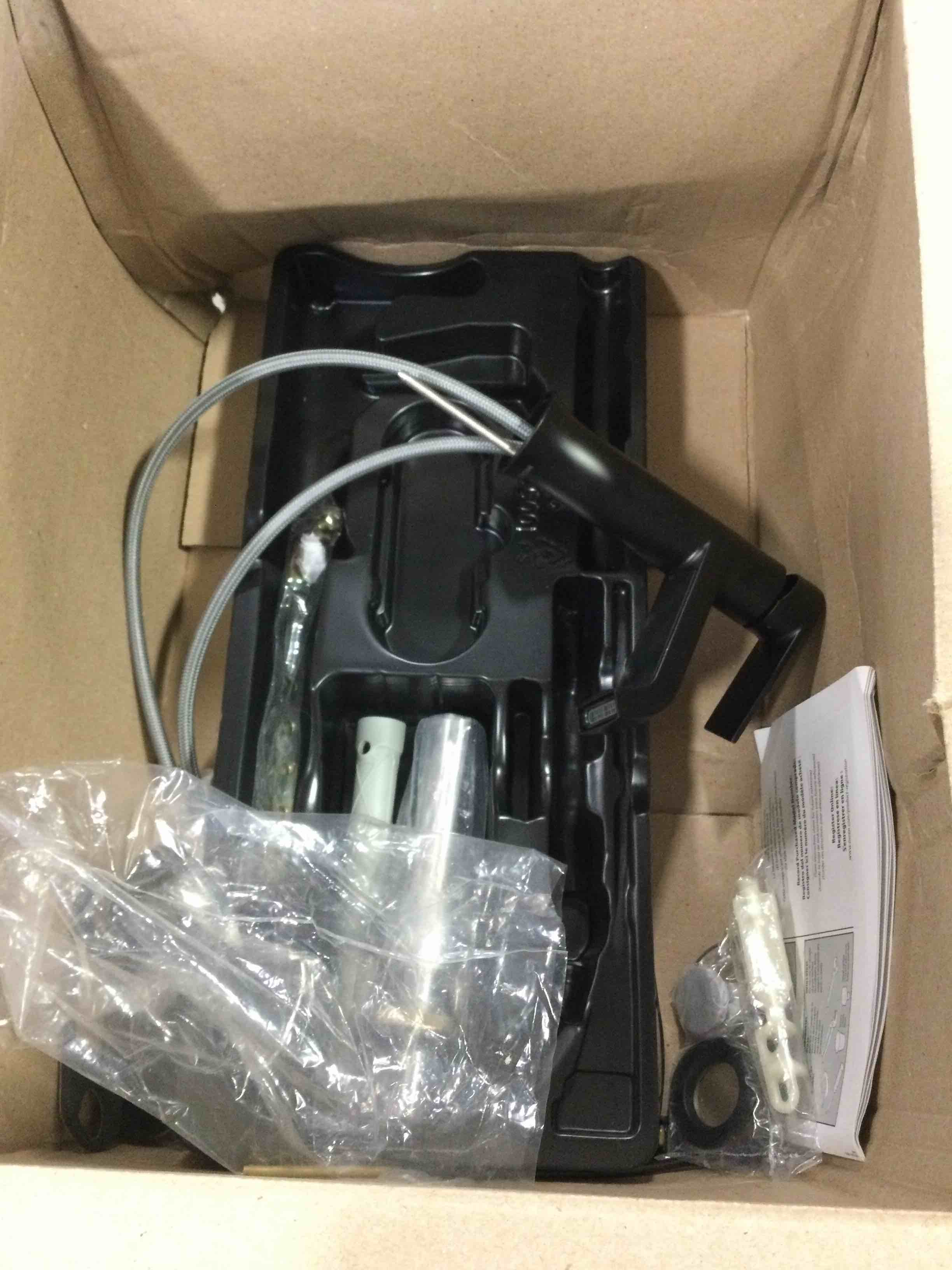 https://s3.amazonaws.com/lotting-images-prod/bidfta/BLU5820035_1706640964279.jpeg