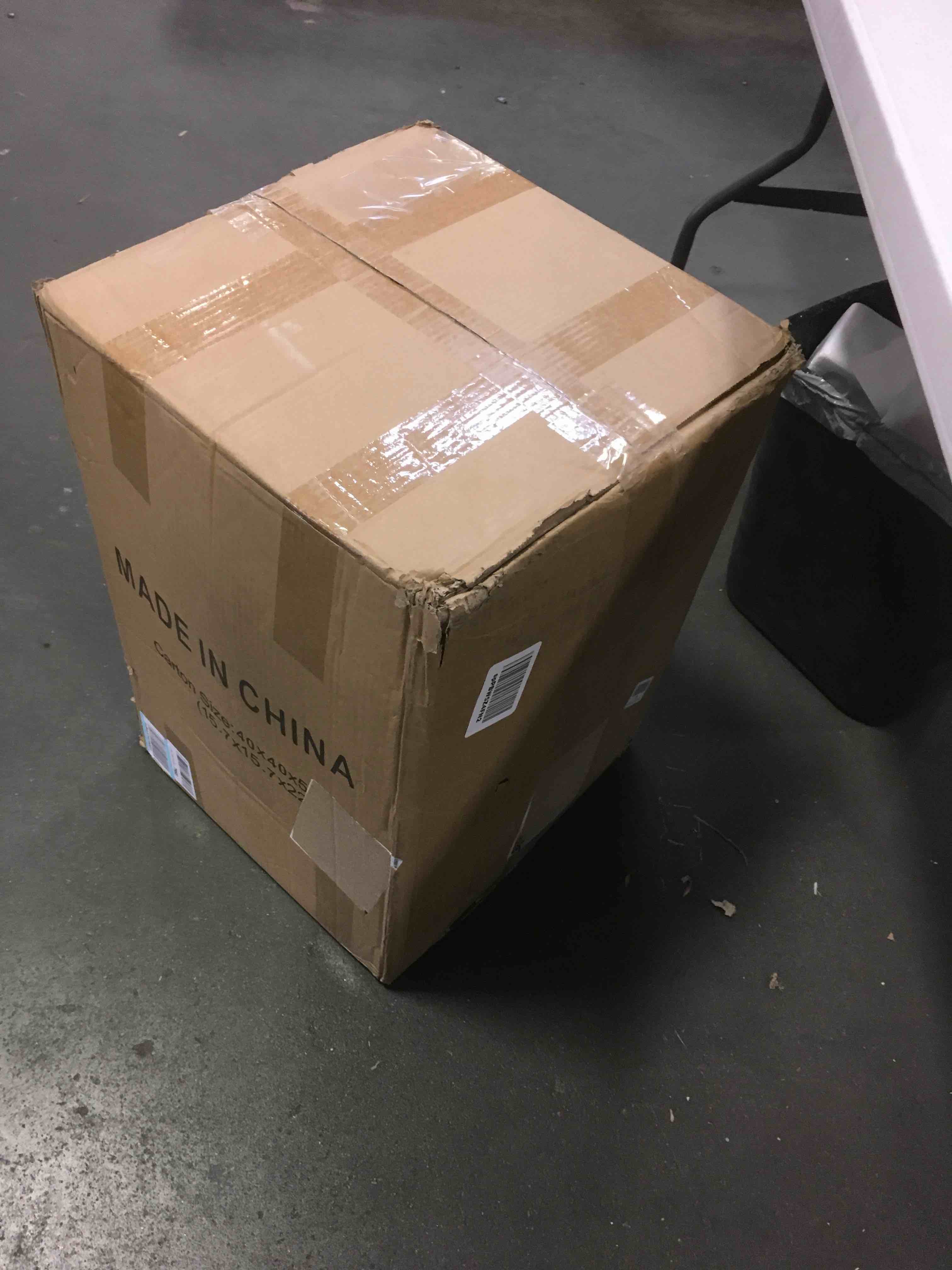 https://s3.amazonaws.com/lotting-images-prod/bidfta/BLU5820359_1706898913100.jpeg