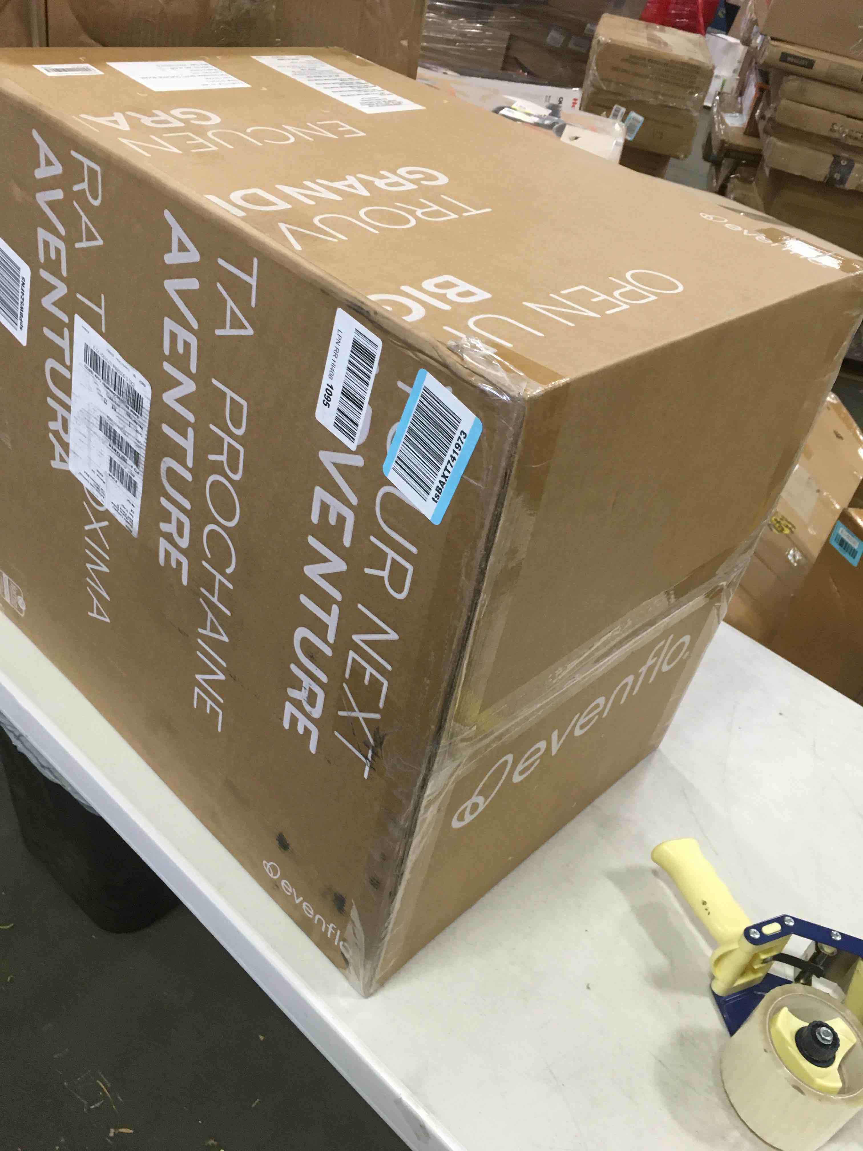 https://s3.amazonaws.com/lotting-images-prod/bidfta/BLU5820386_1706905602665.jpeg