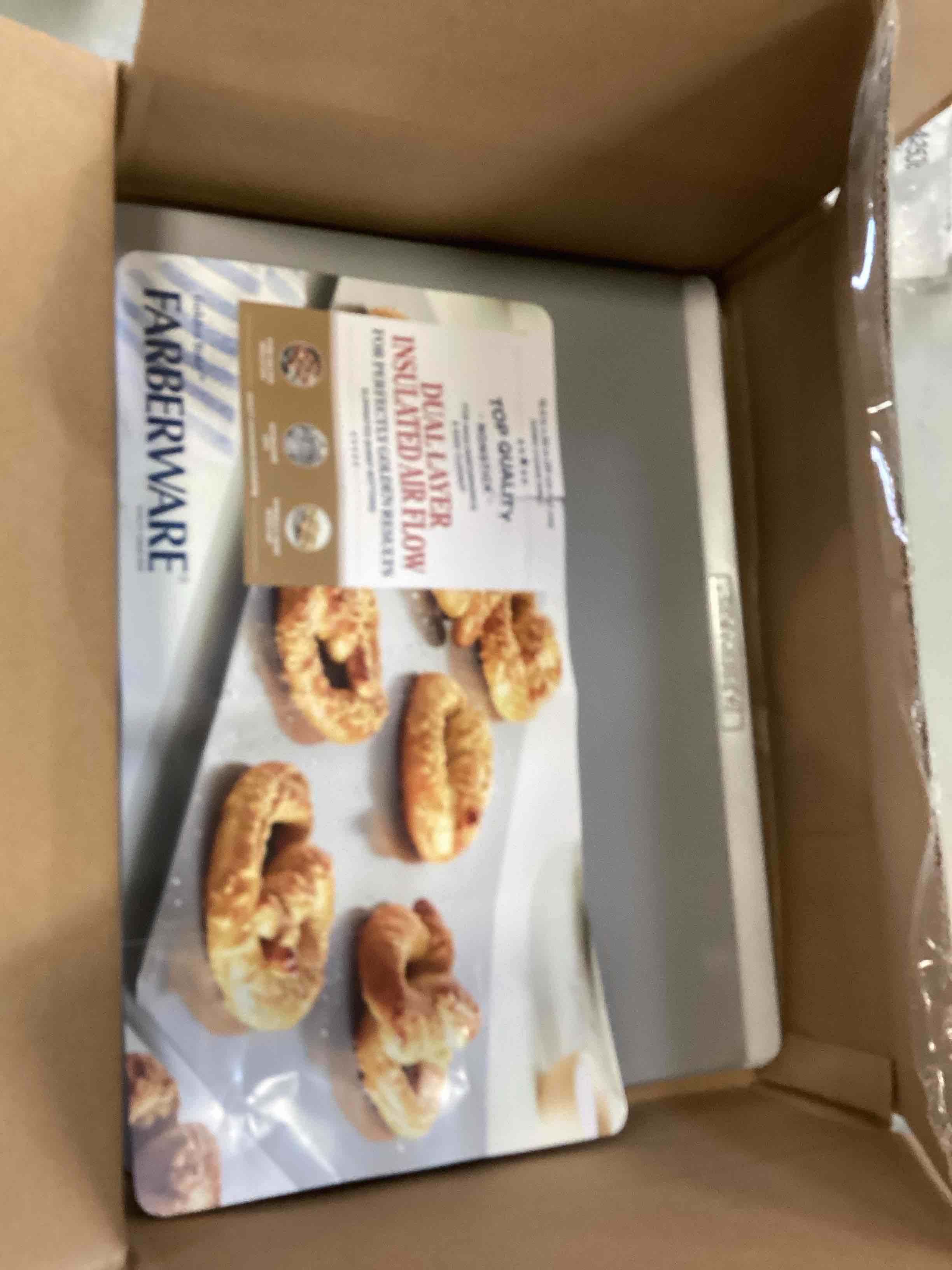 https://s3.amazonaws.com/lotting-images-prod/bidfta/BLU5820740_1705689772863.jpeg