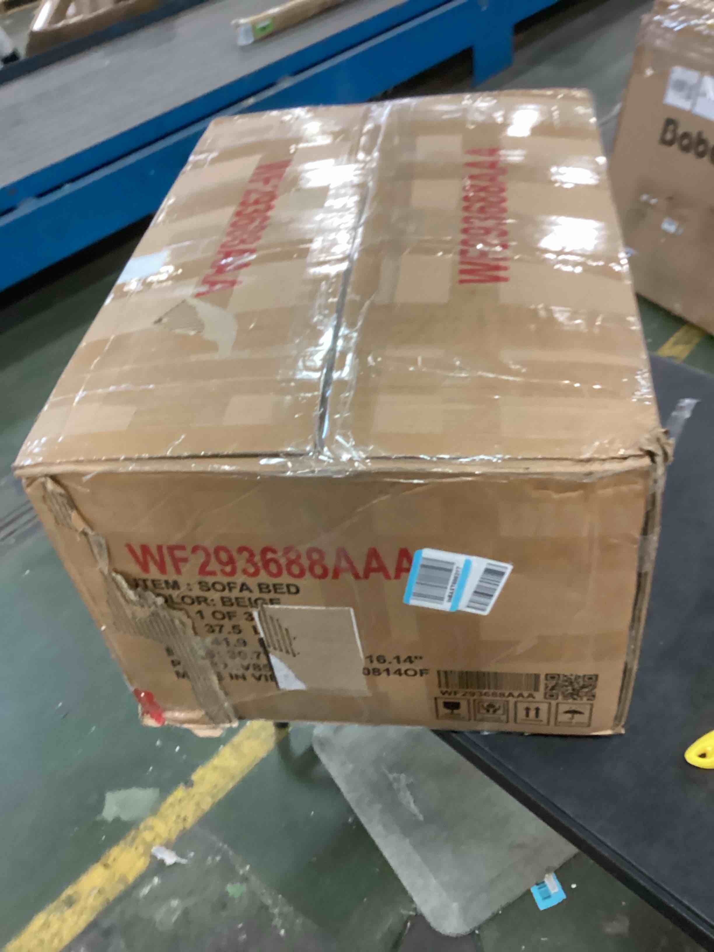 https://s3.amazonaws.com/lotting-images-prod/bidfta/BLU5821205_1705933151530.jpeg