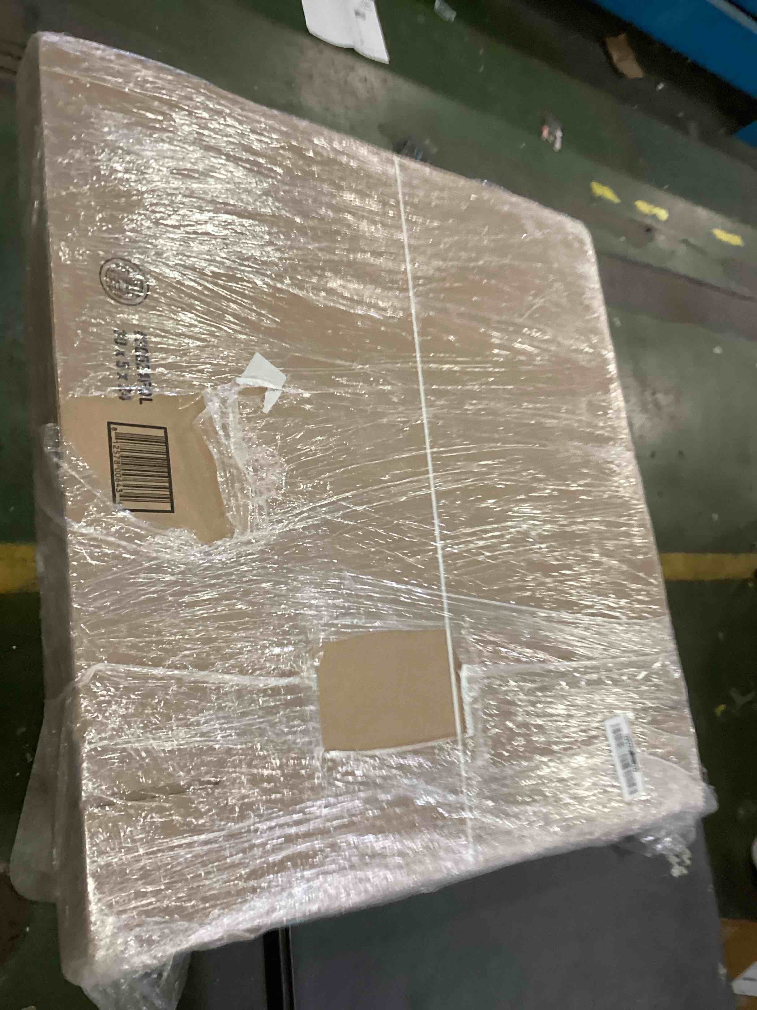https://s3.amazonaws.com/lotting-images-prod/bidfta/BLU5821238_1705937416235.jpeg